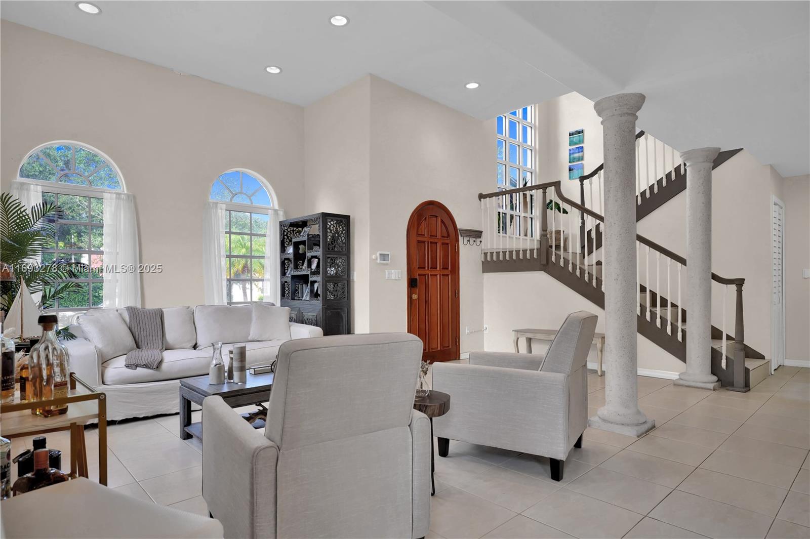 238 Cadima Ave