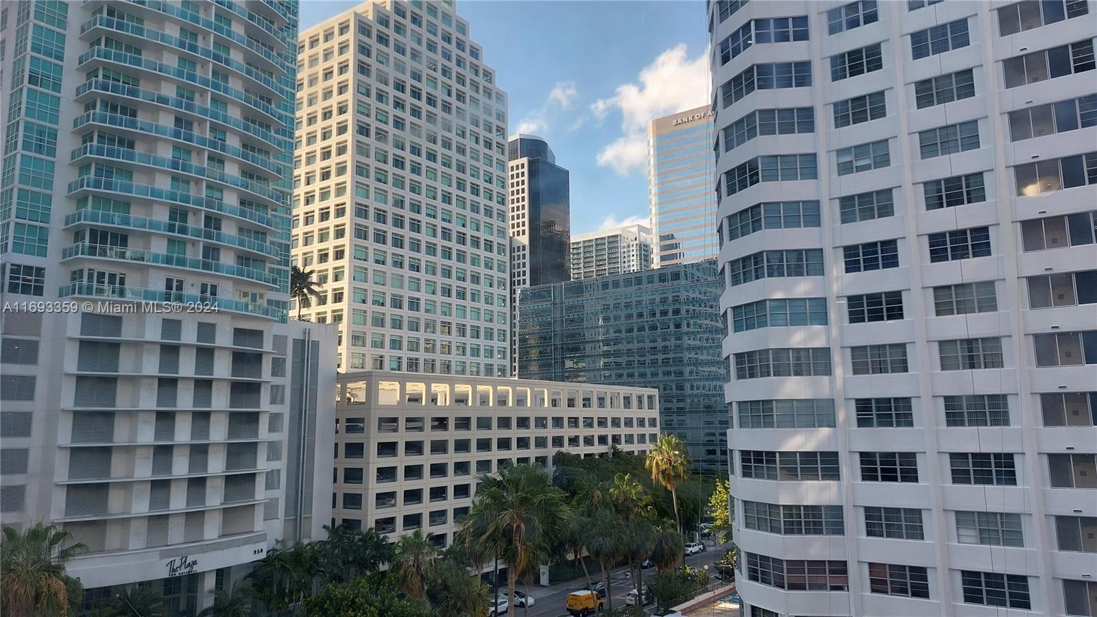 999 Brickell Bay Dr # 706