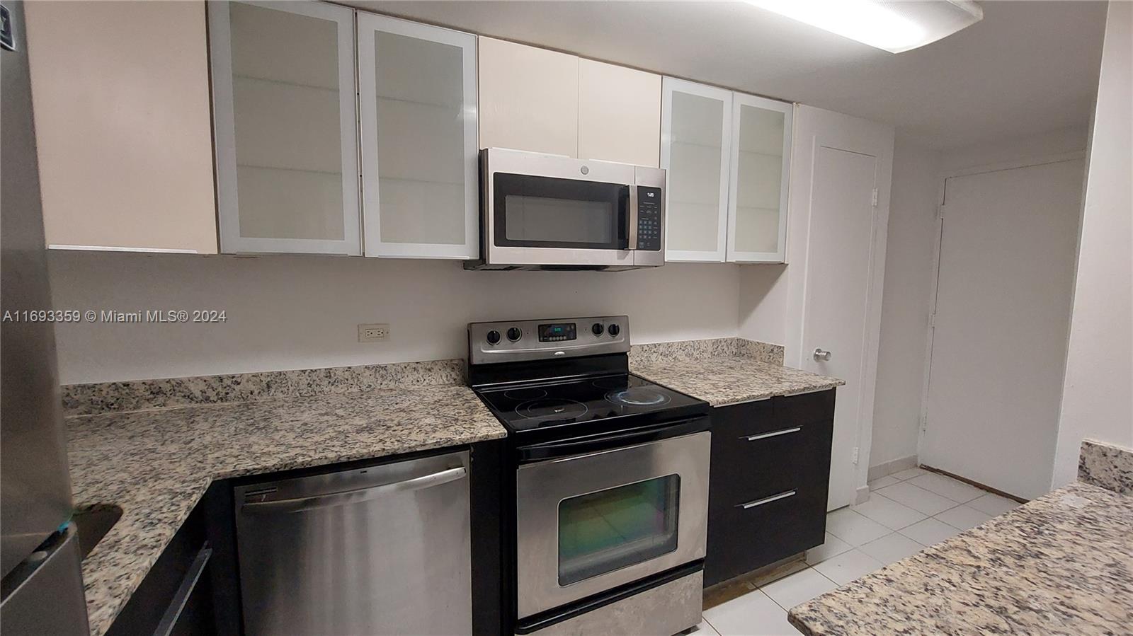 999 Brickell Bay Dr # 706