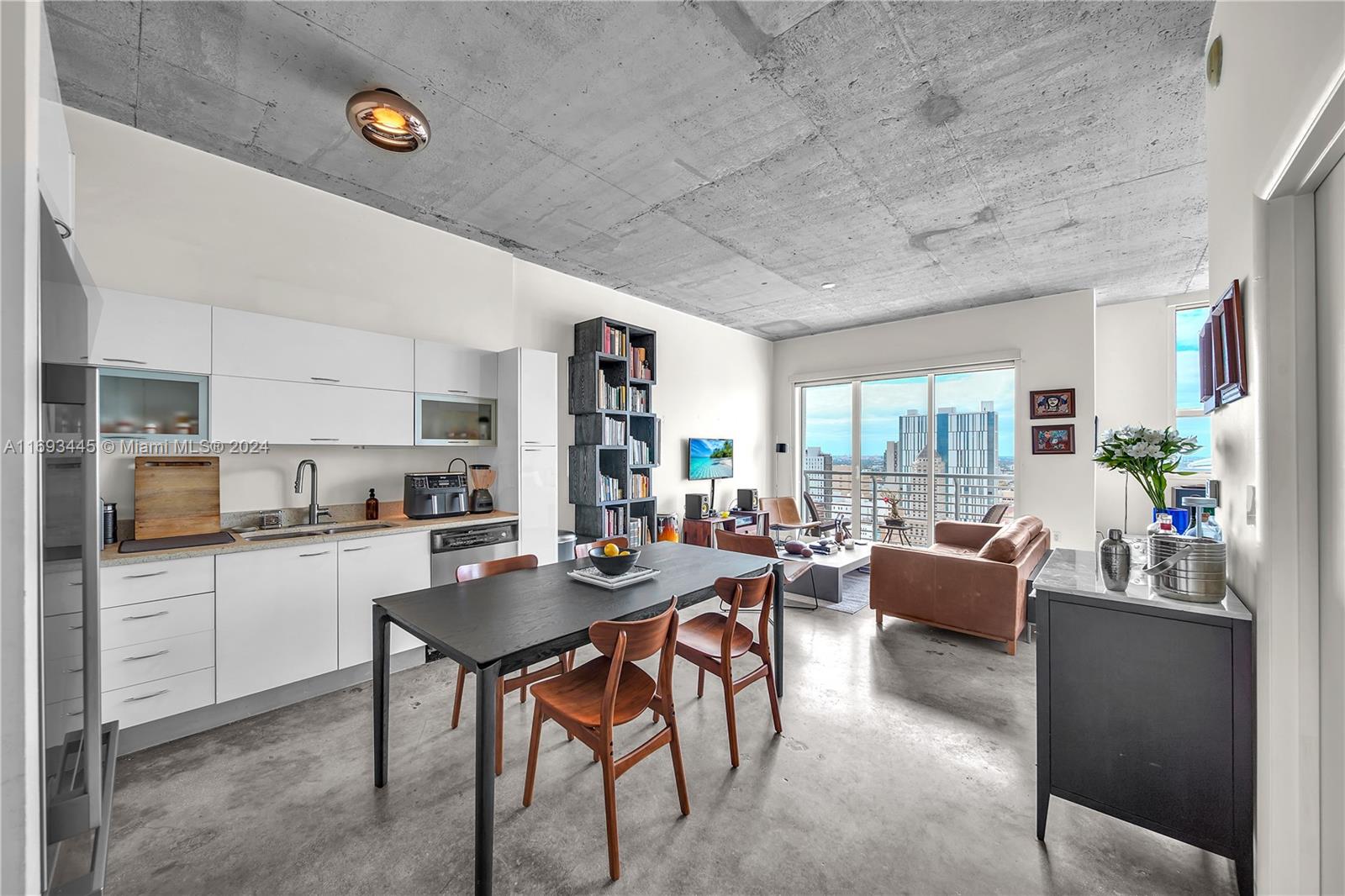 133 NE 2nd Ave # 2917