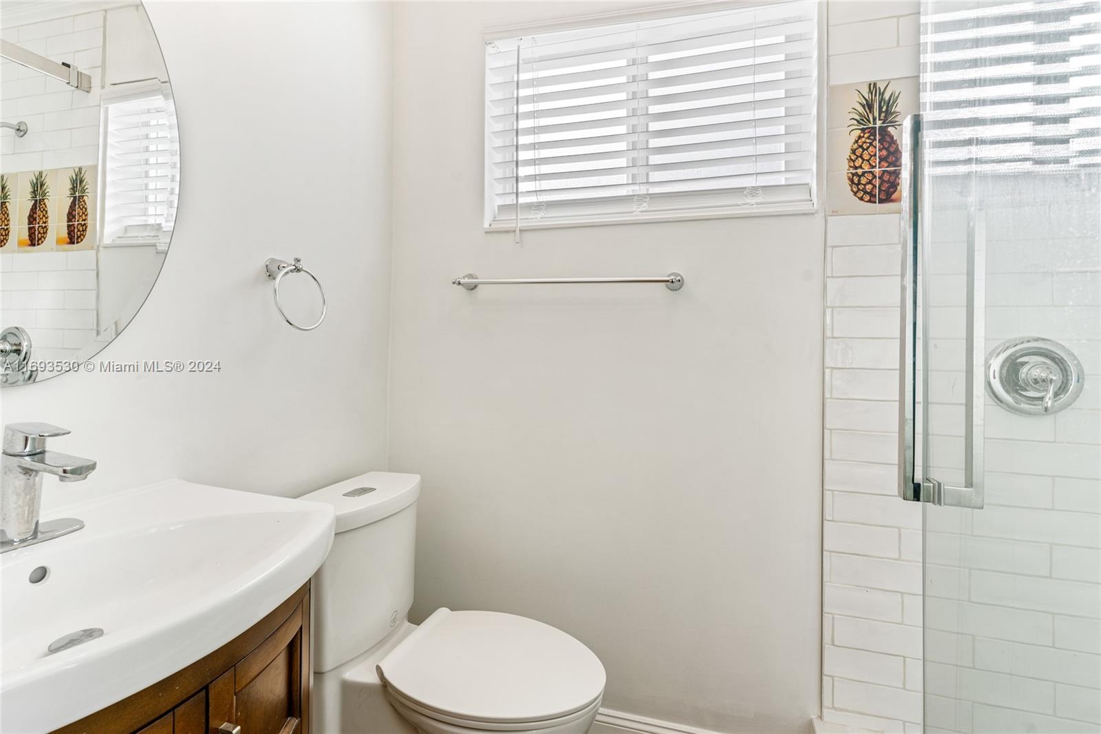 271 Capri Ave