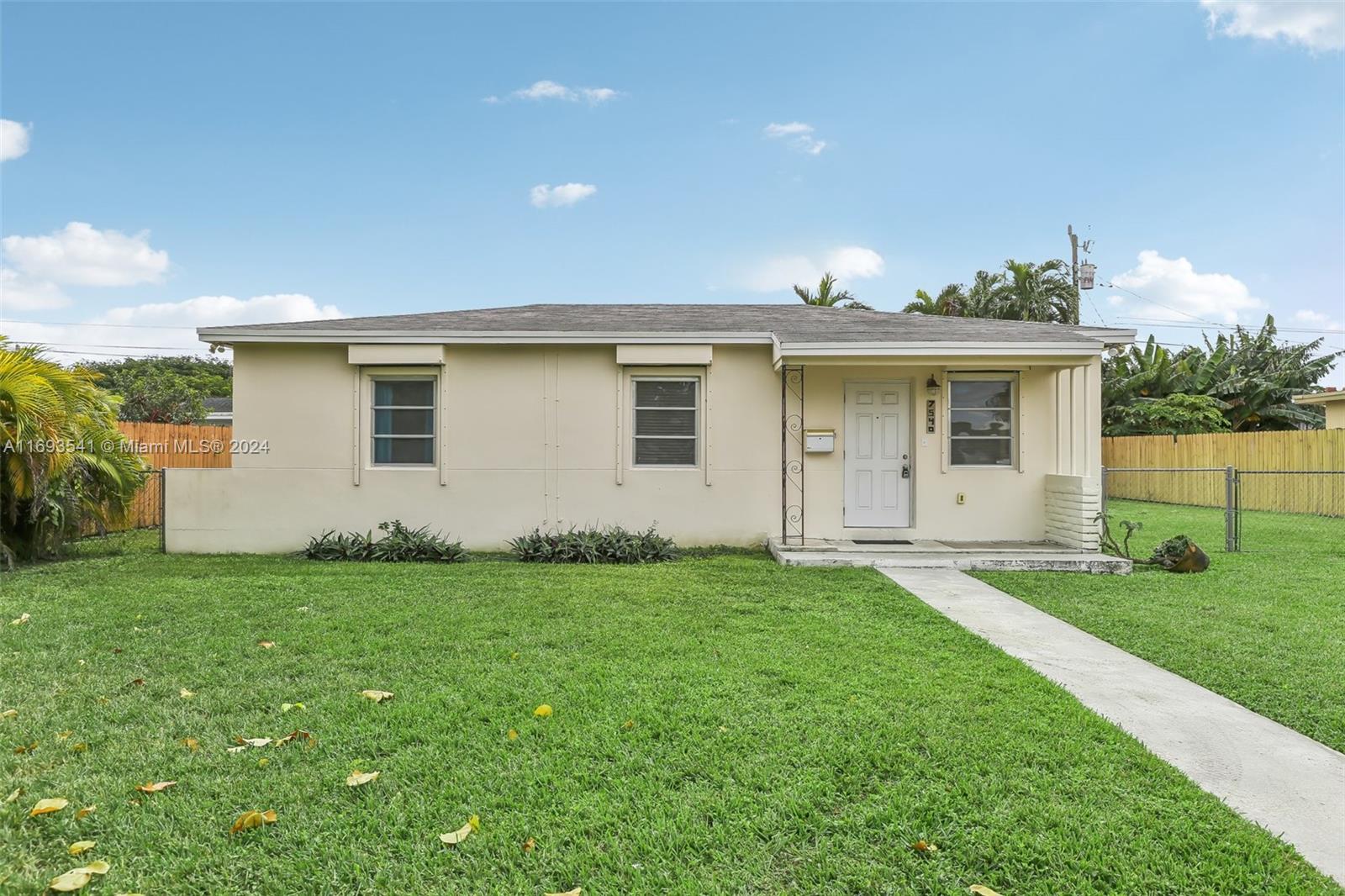 7540 SW 37th St