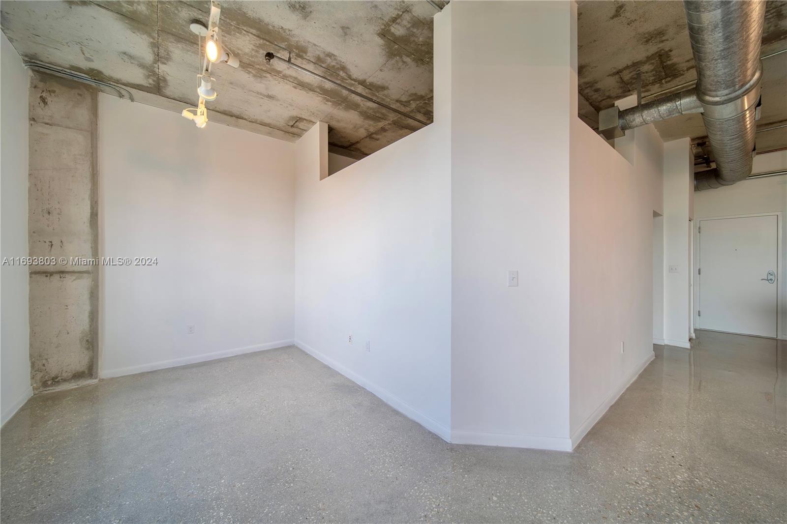 2001 Biscayne Blvd # 3610