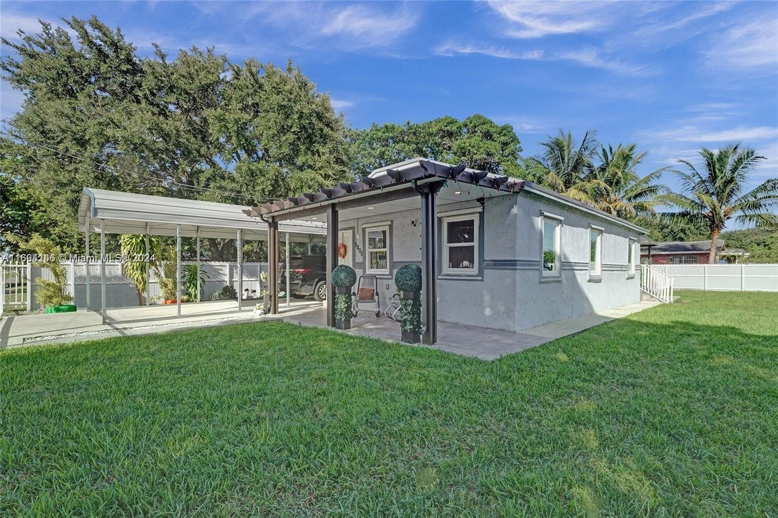 5805 NW 30th Ave # 5805
