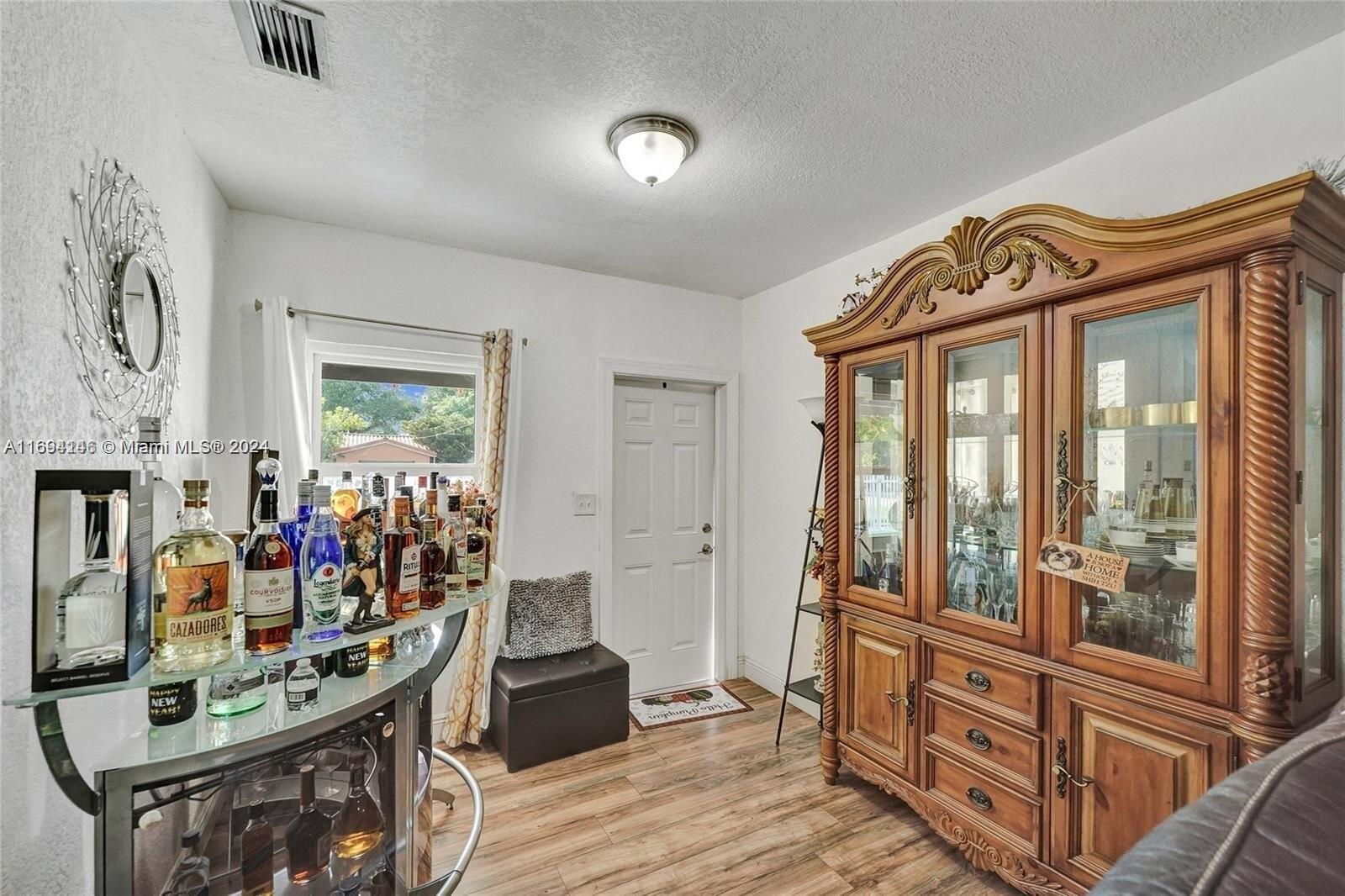 5805 NW 30th Ave # 5805