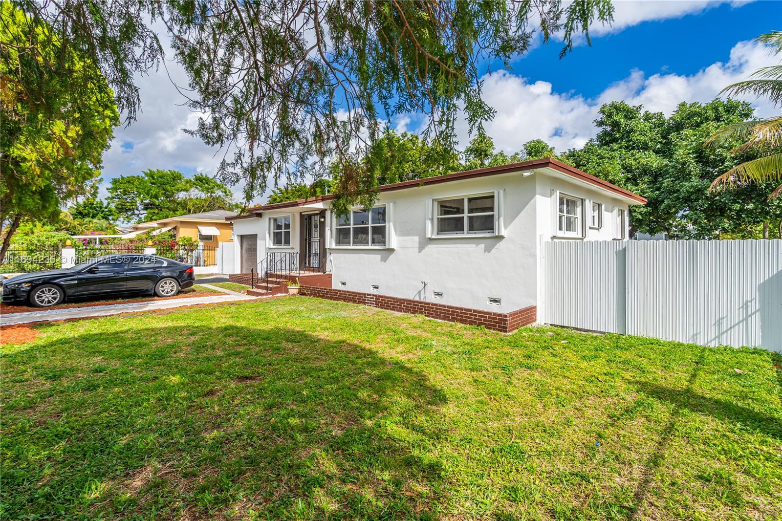 18011 NW 6th Pl