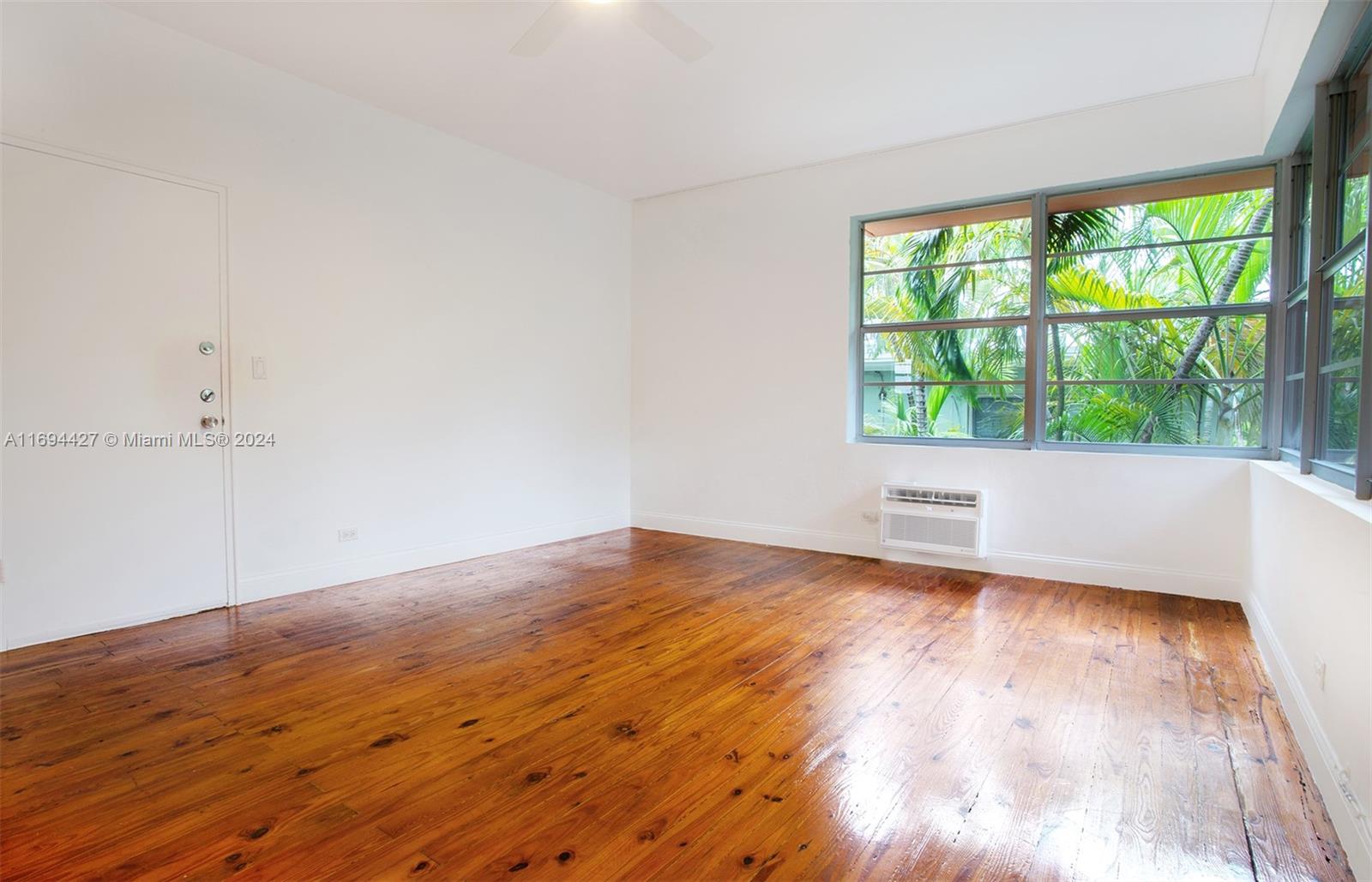 1135 Meridian Ave # 4
