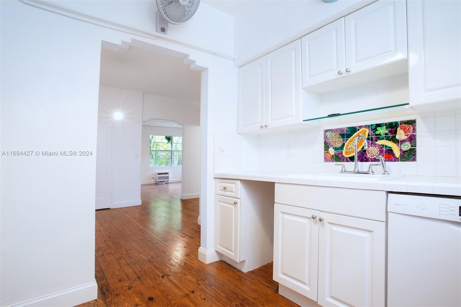 1135 Meridian Ave # 4