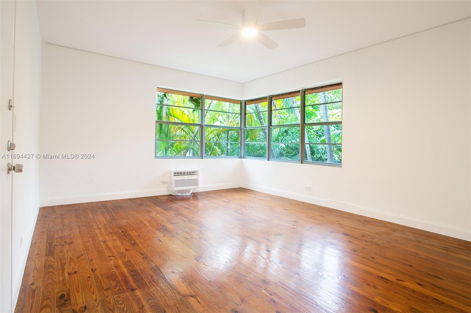 1135 Meridian Ave # 4