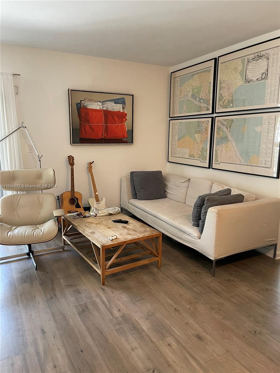 301 Sunrise Dr Unit: 2BW