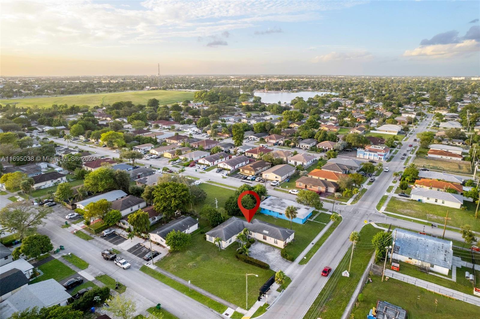 1371 NW 27th Ave # 2 Unit: 1-2