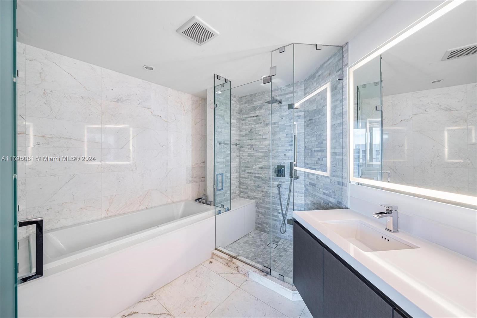 851 NE 1st Ave # 4603