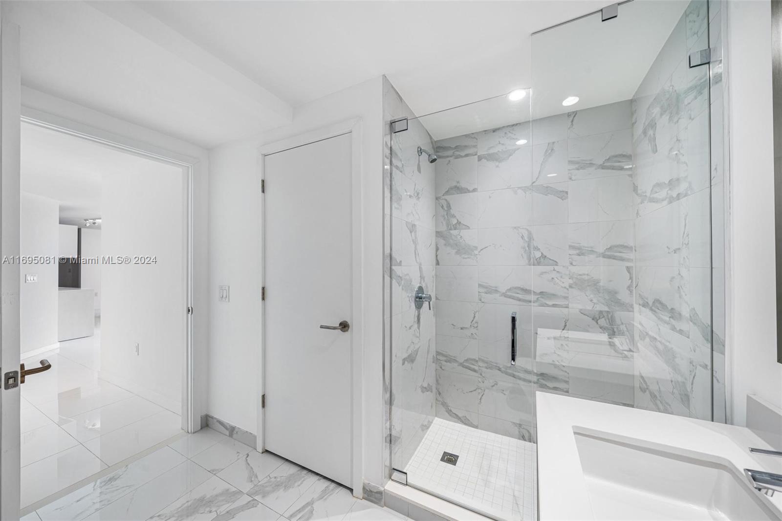 851 NE 1st Ave # 4603