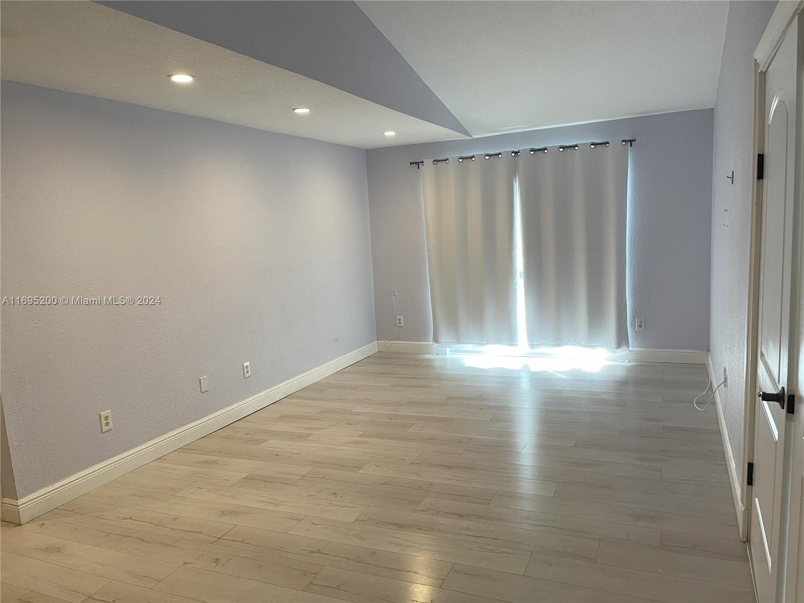 14852 SW 148th St Cir