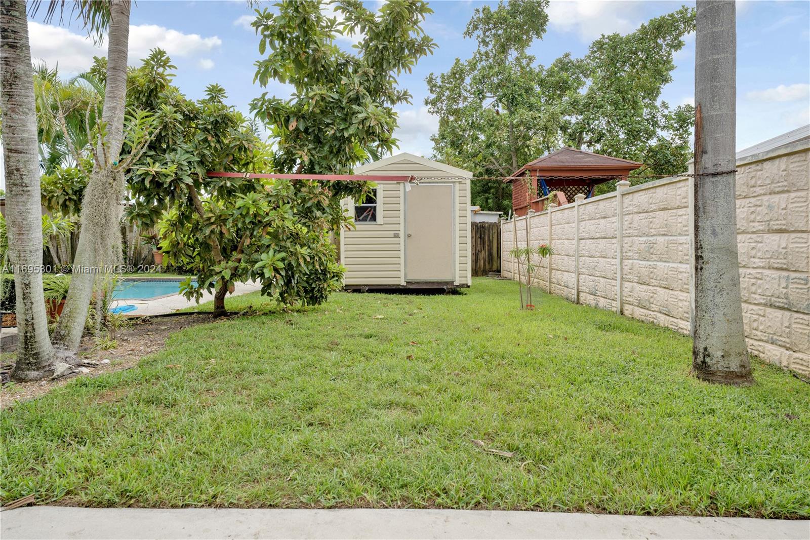 11810 SW 199th St