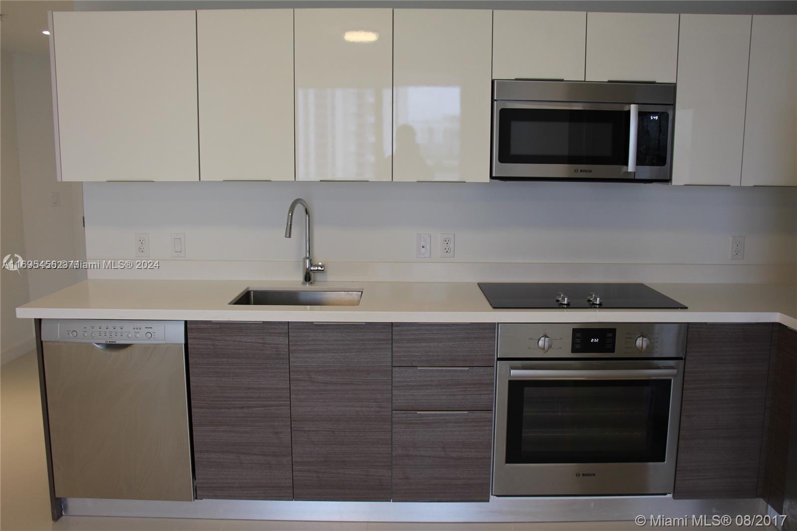 1010 SW 2nd Ave # 810