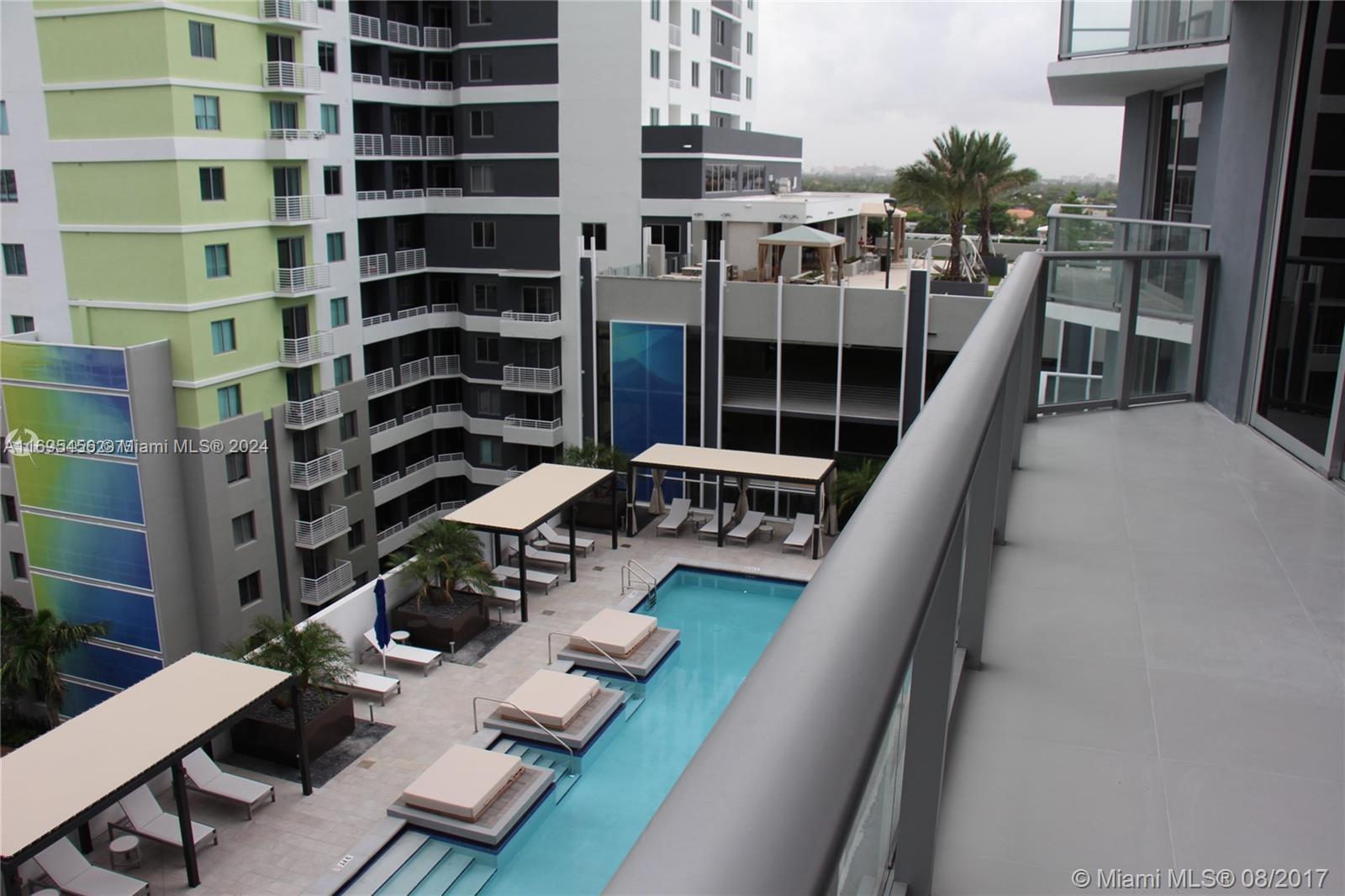 1010 SW 2nd Ave # 810