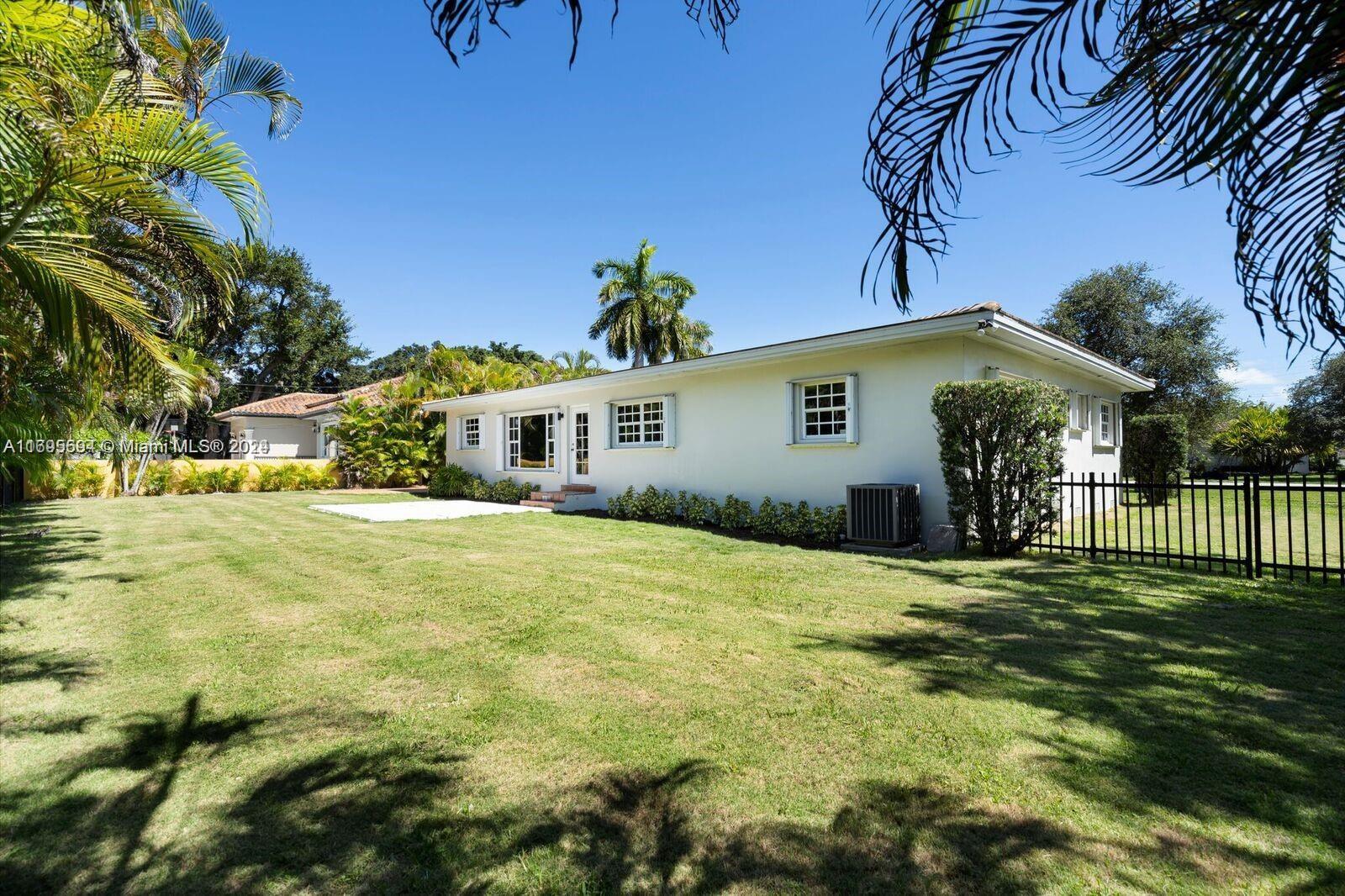 4930 Riviera Dr