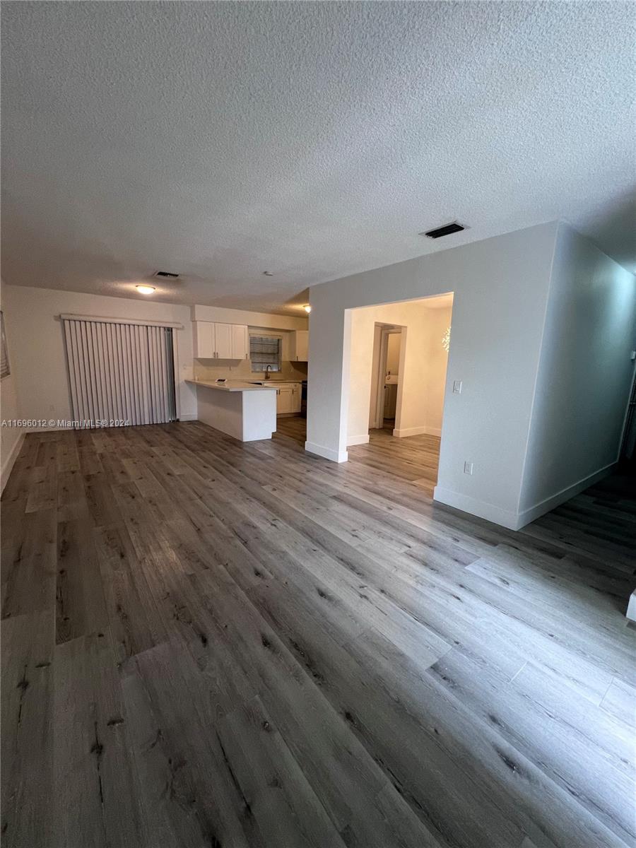 3277 SW 23rd Ter