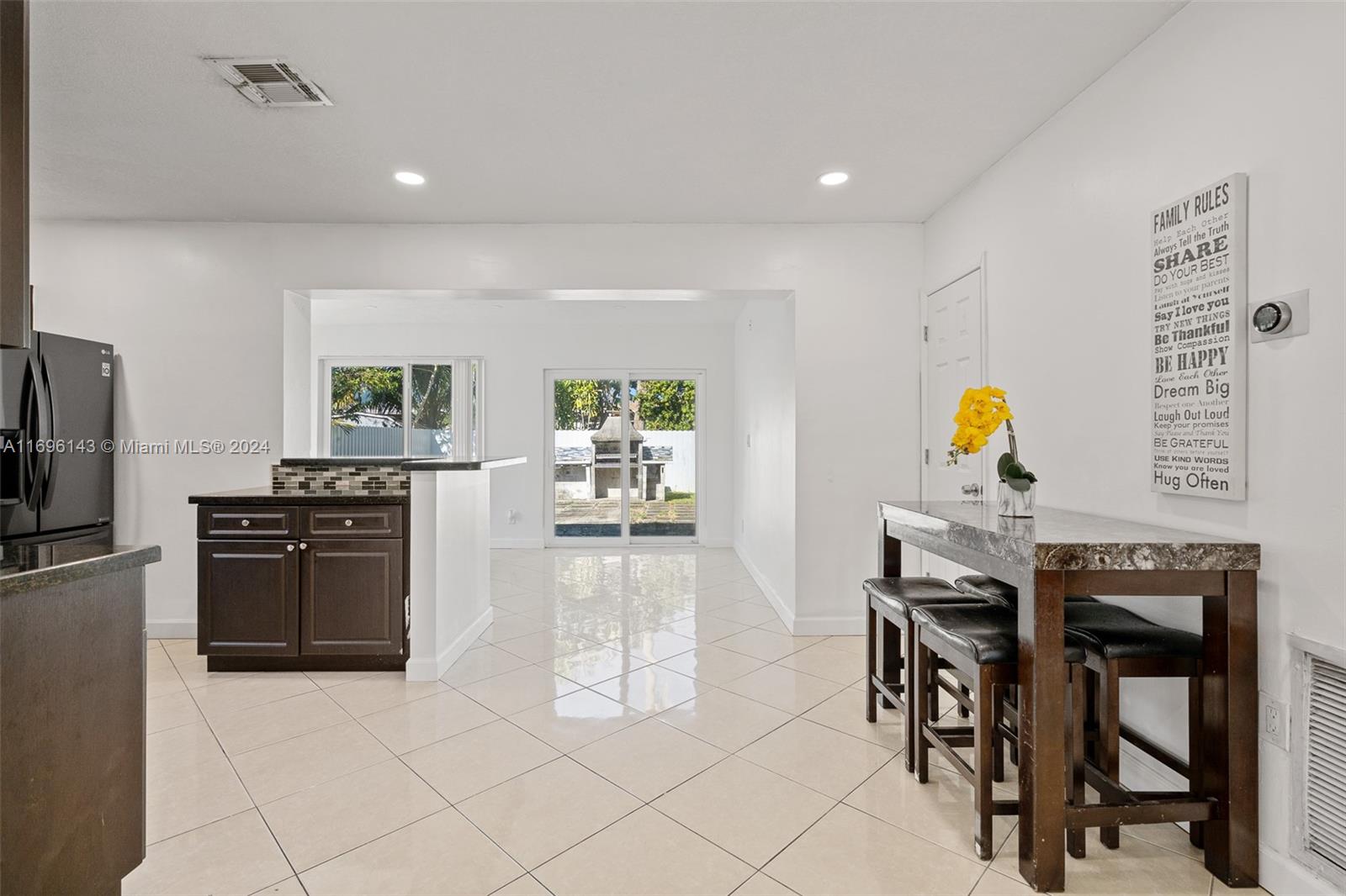 7655 Miramar Pkwy