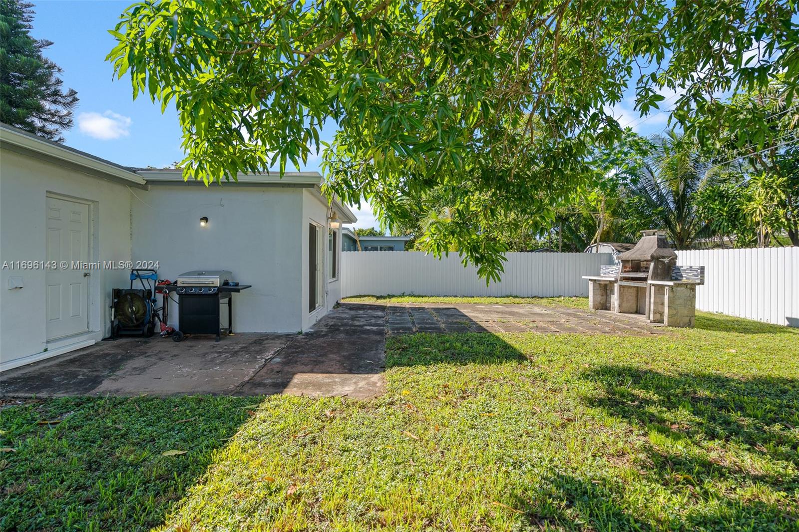 7655 Miramar Pkwy