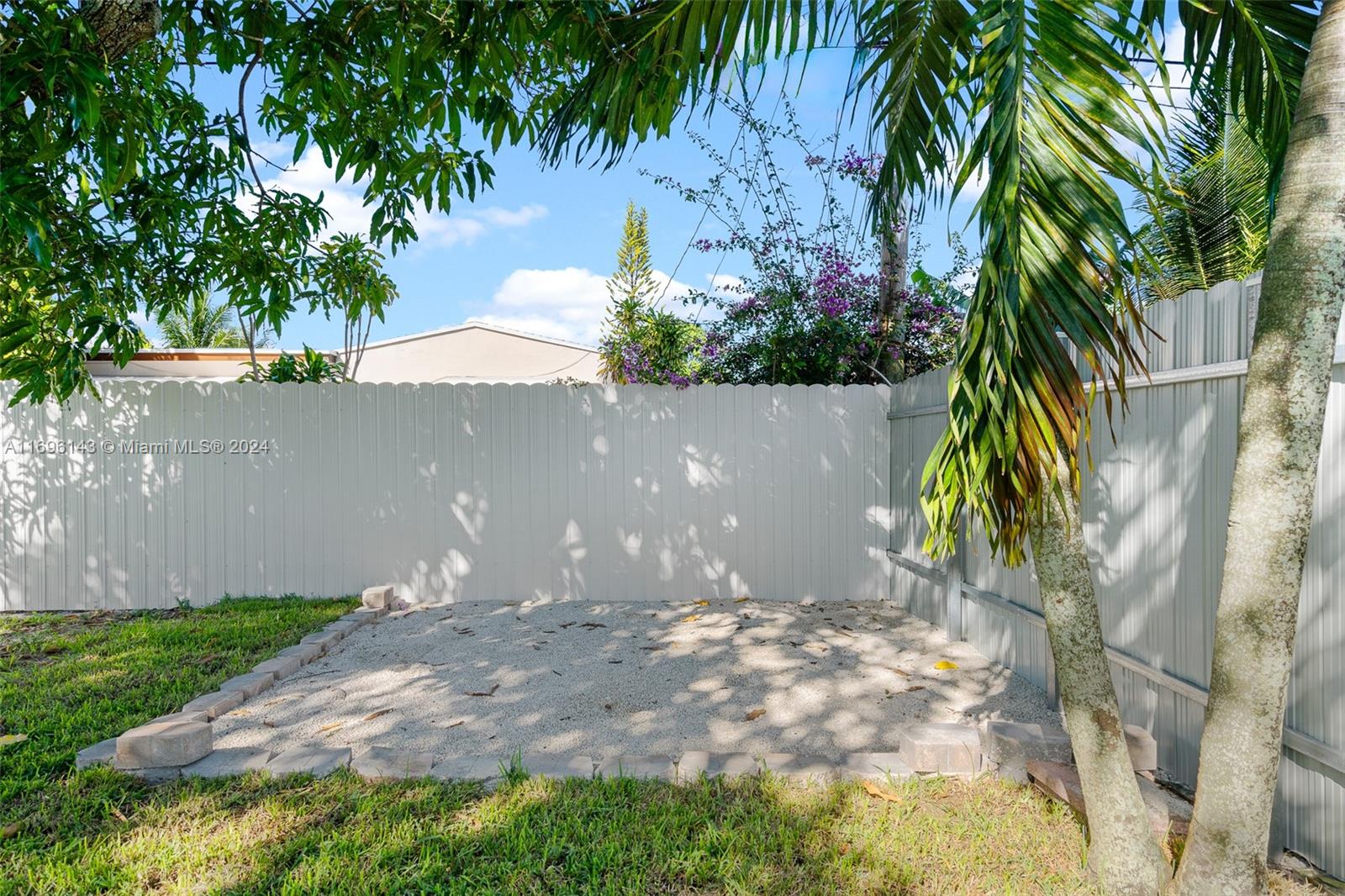 7655 Miramar Pkwy