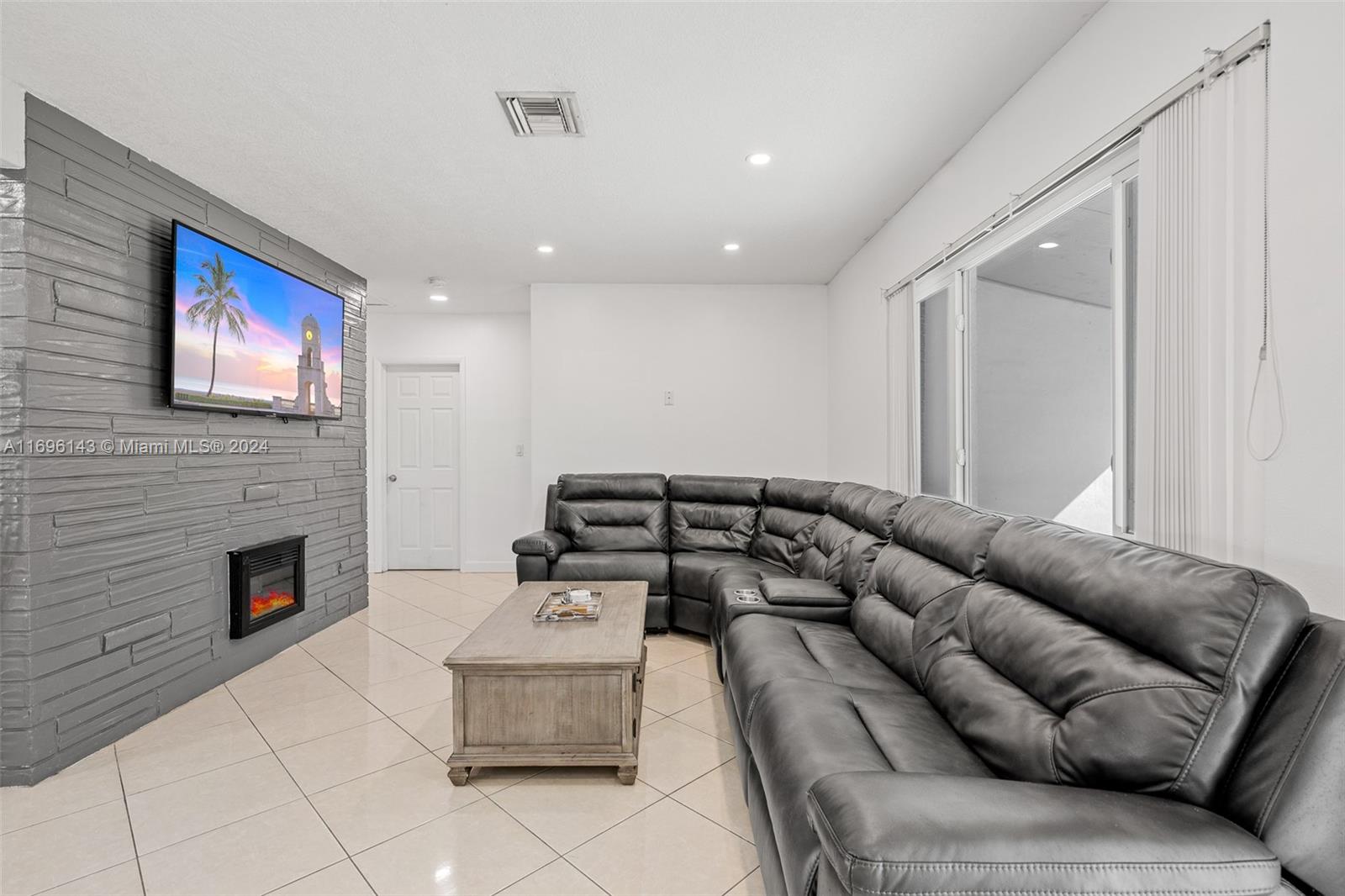 7655 Miramar Pkwy