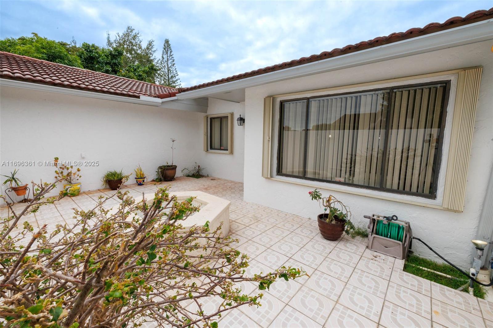 9024 SW 151st Ave Rd