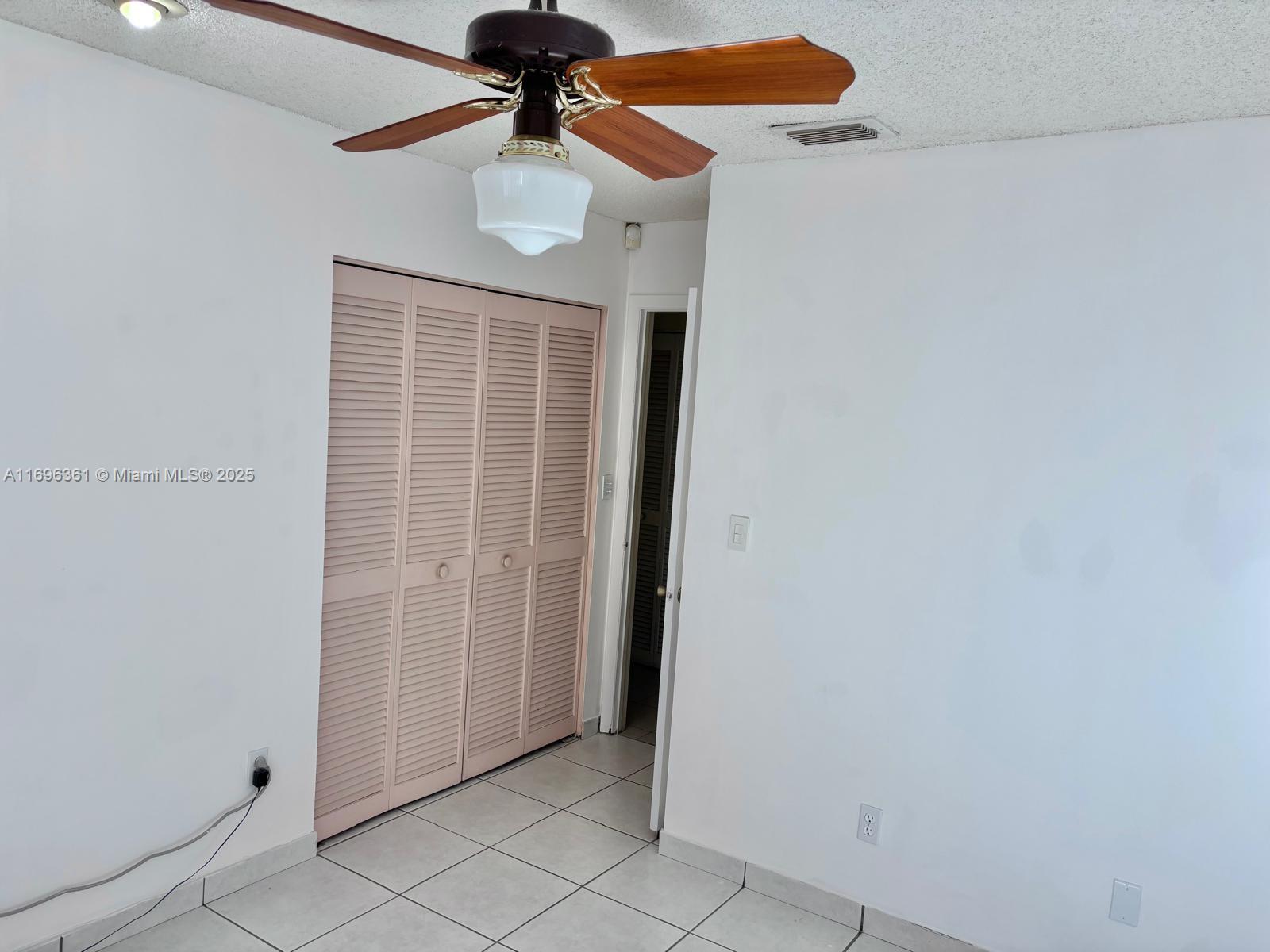 9024 SW 151st Ave Rd