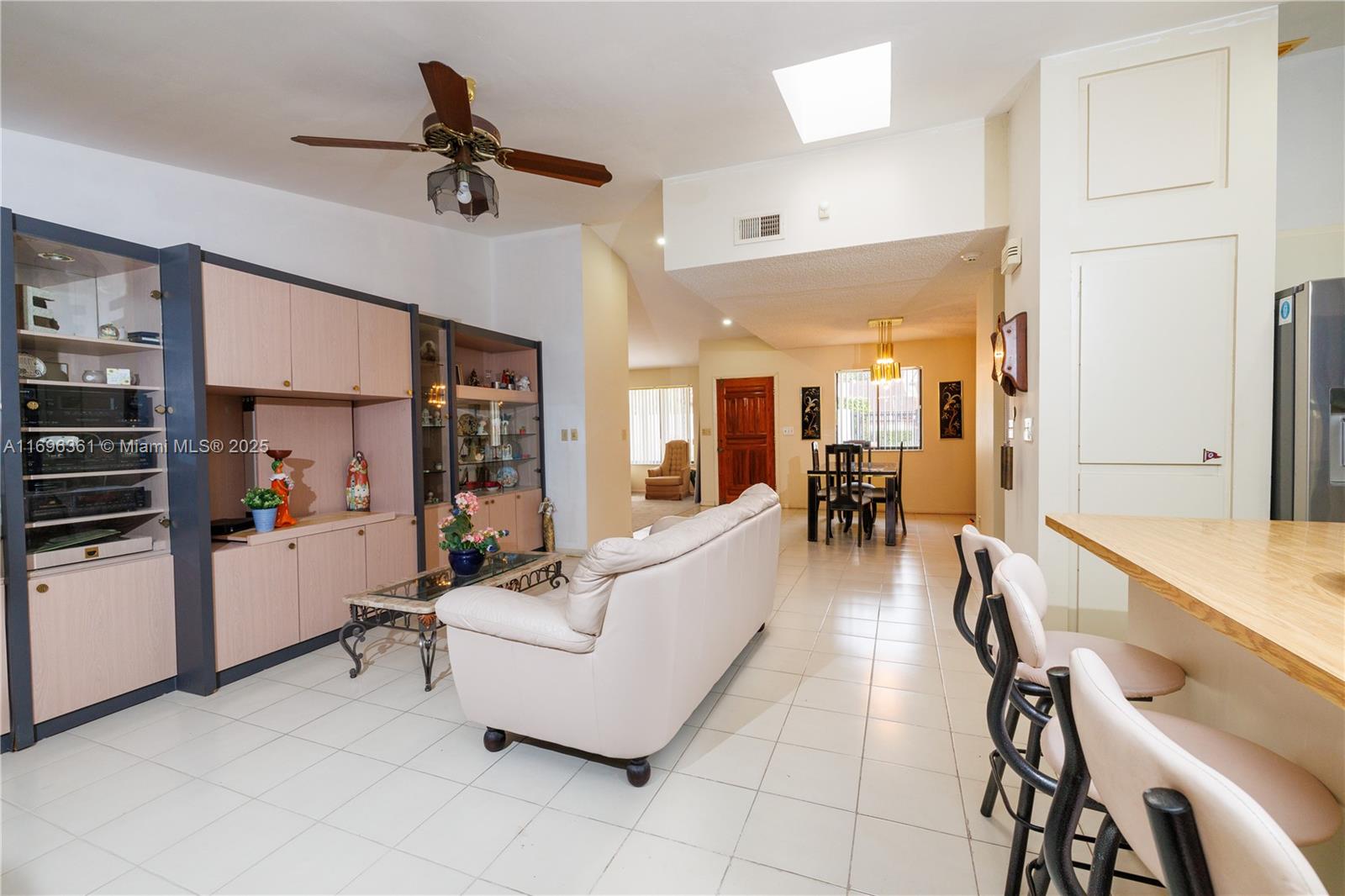 9024 SW 151st Ave Rd