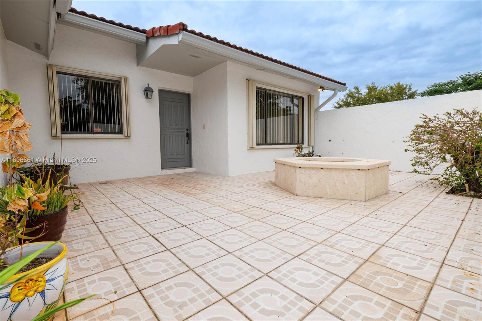 9024 SW 151st Ave Rd