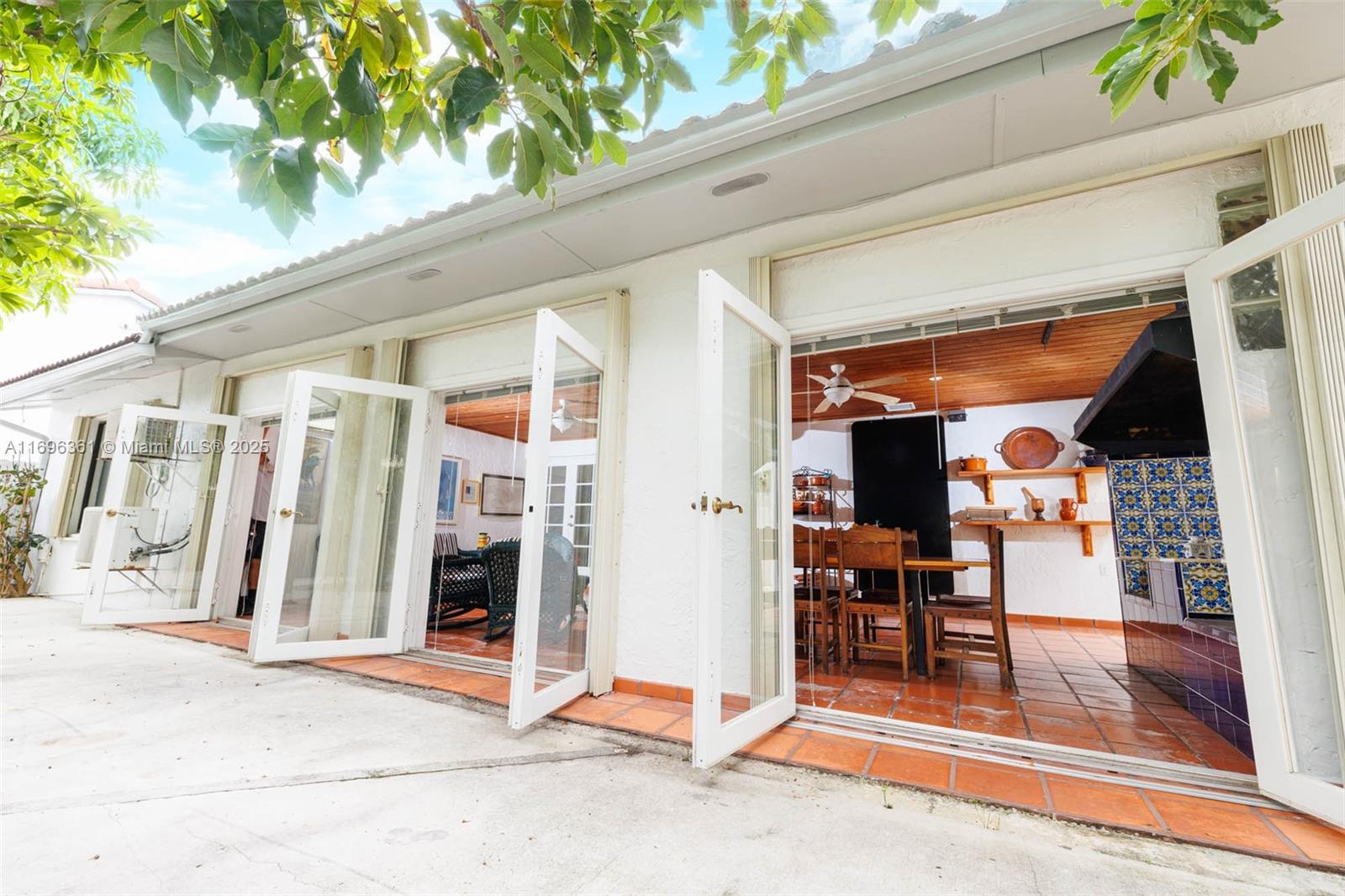 9024 SW 151st Ave Rd