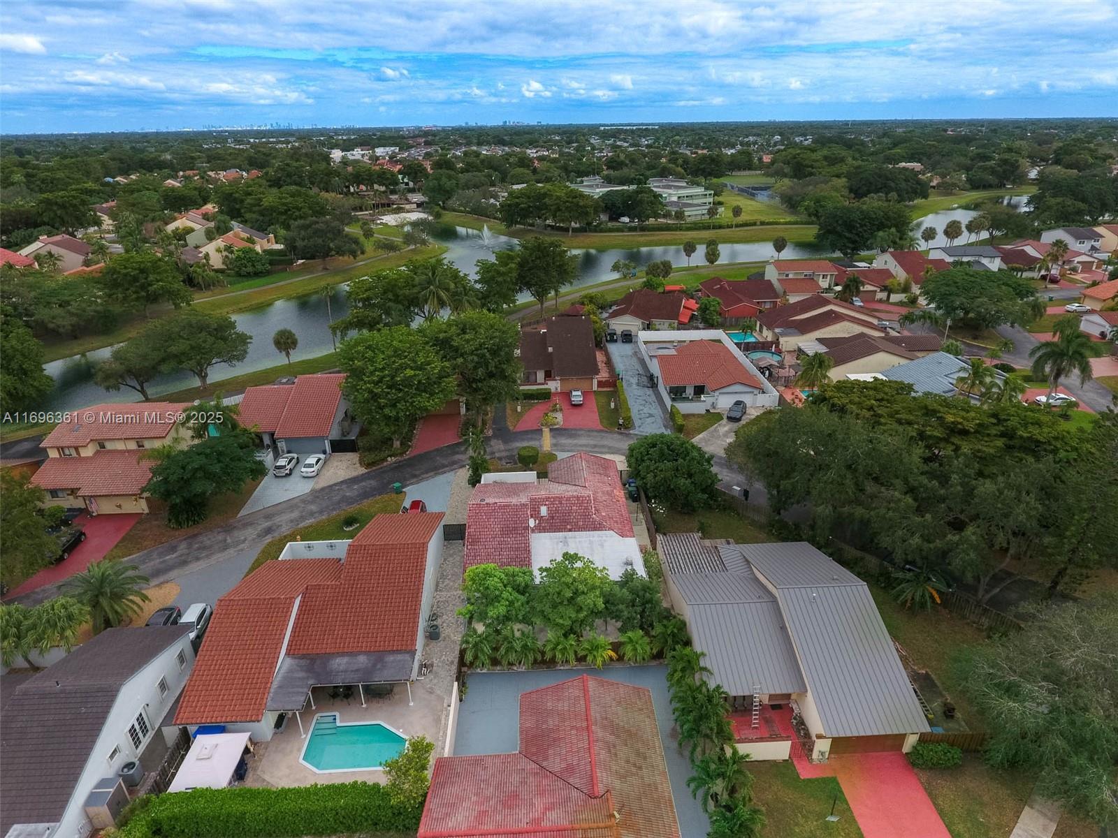 9024 SW 151st Ave Rd