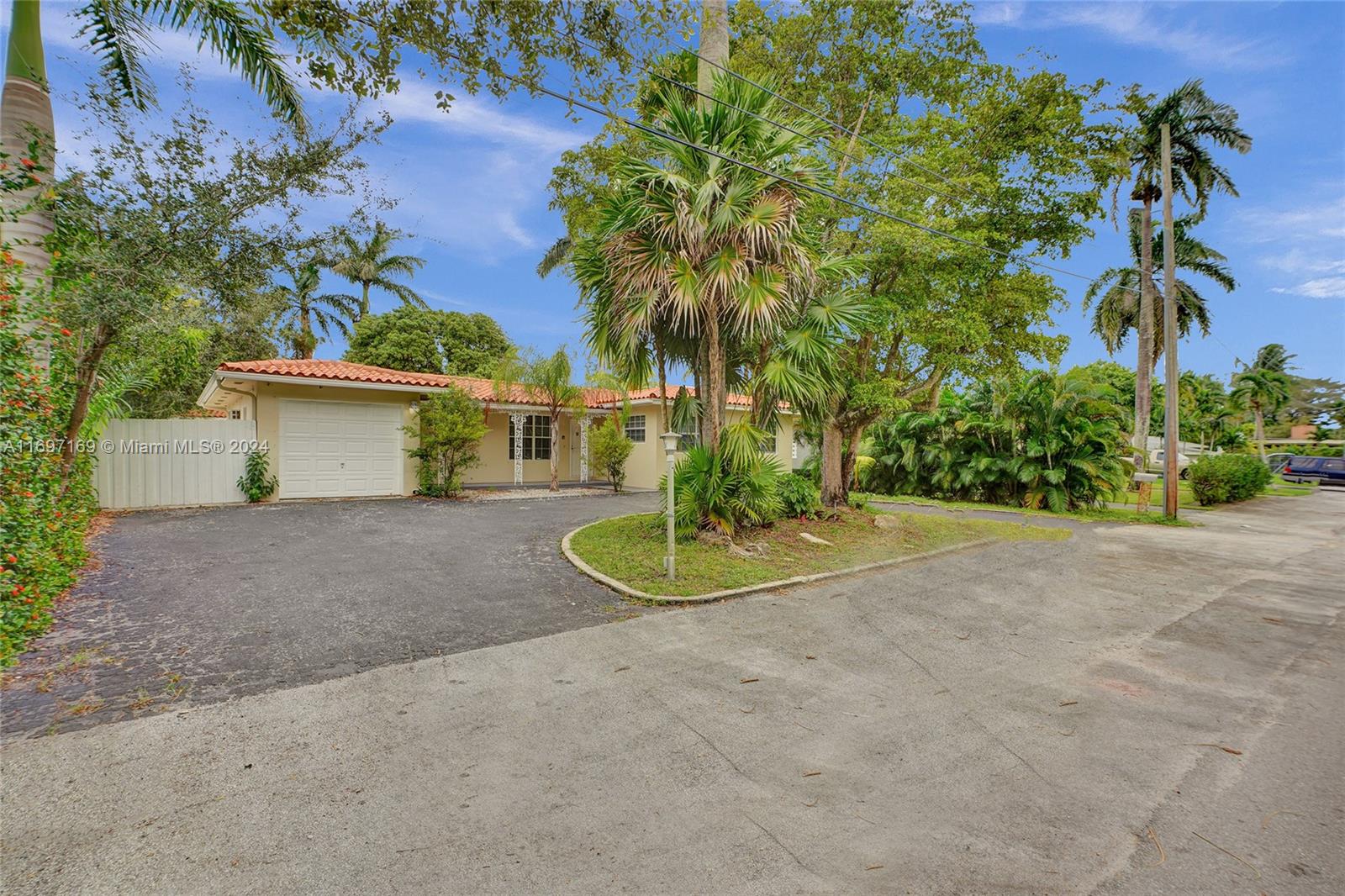 13935 S Biscayne River Rd