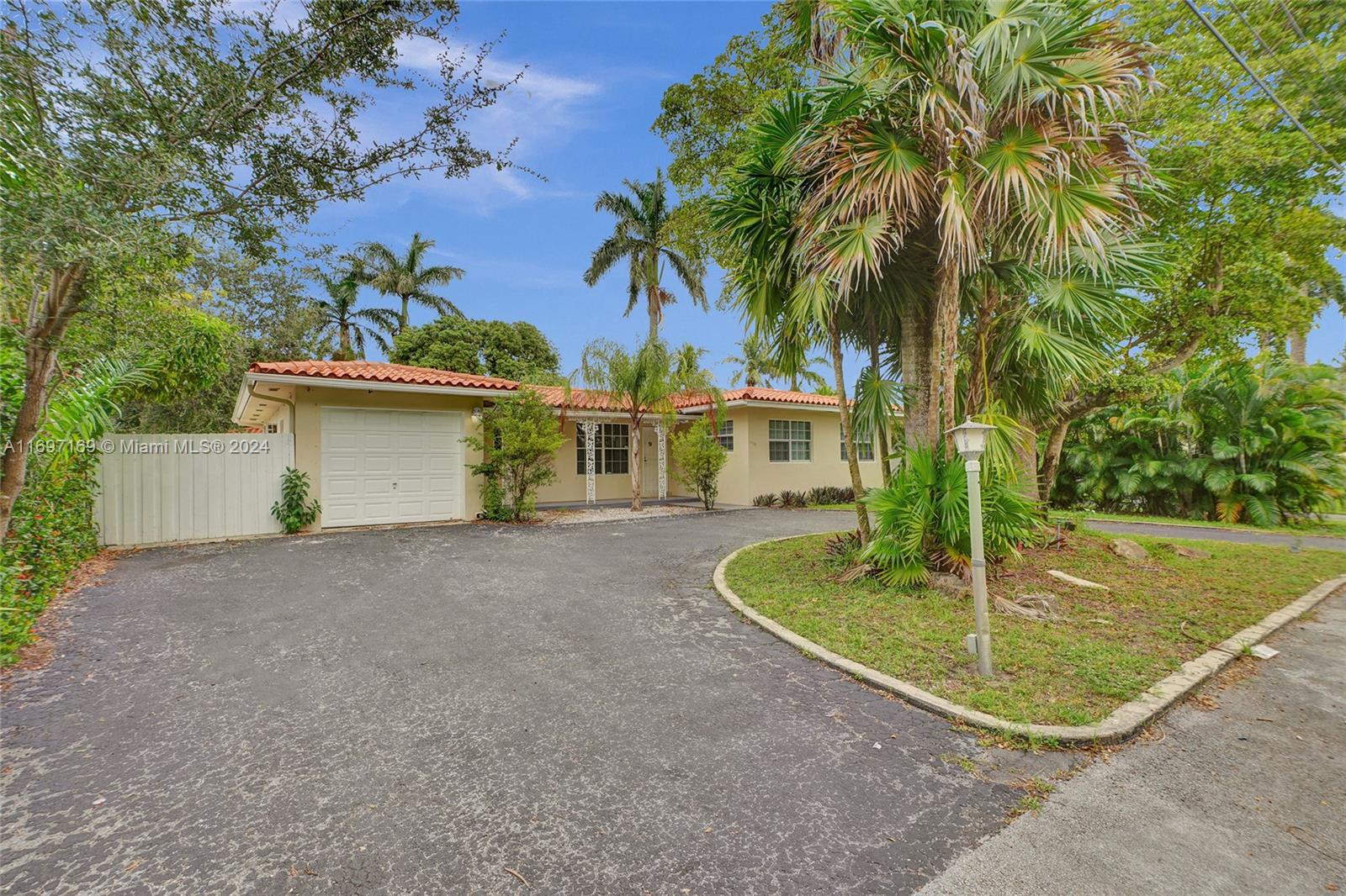 13935 S Biscayne River Rd