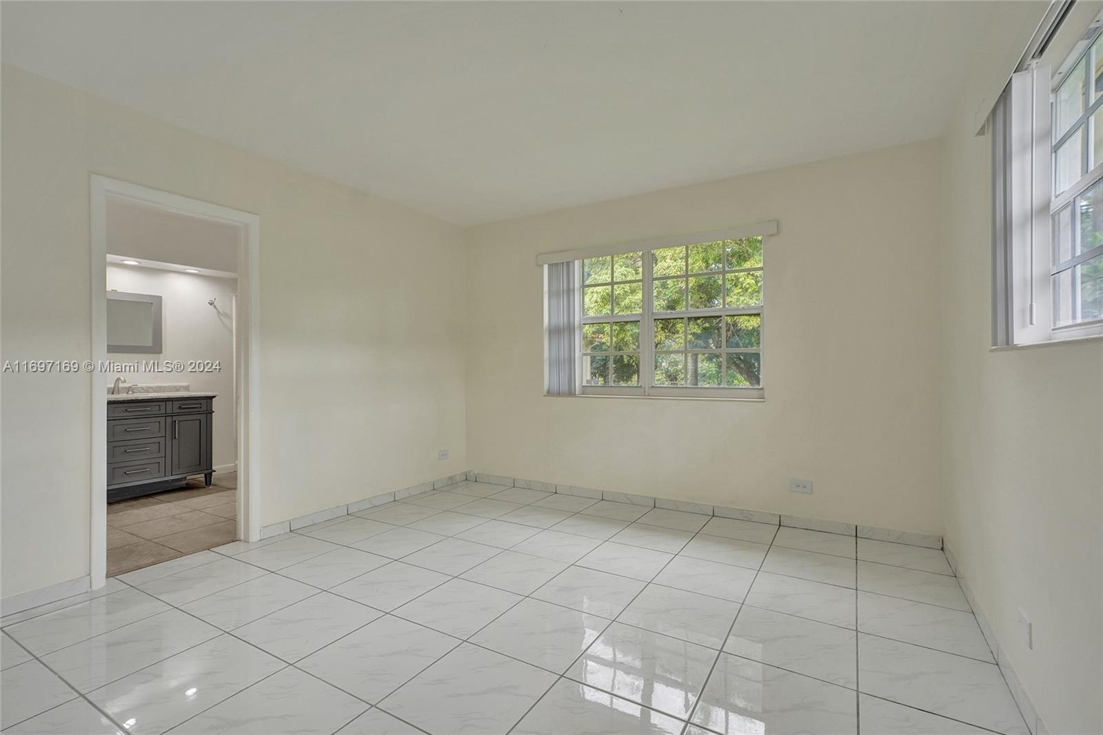 13935 S Biscayne River Rd