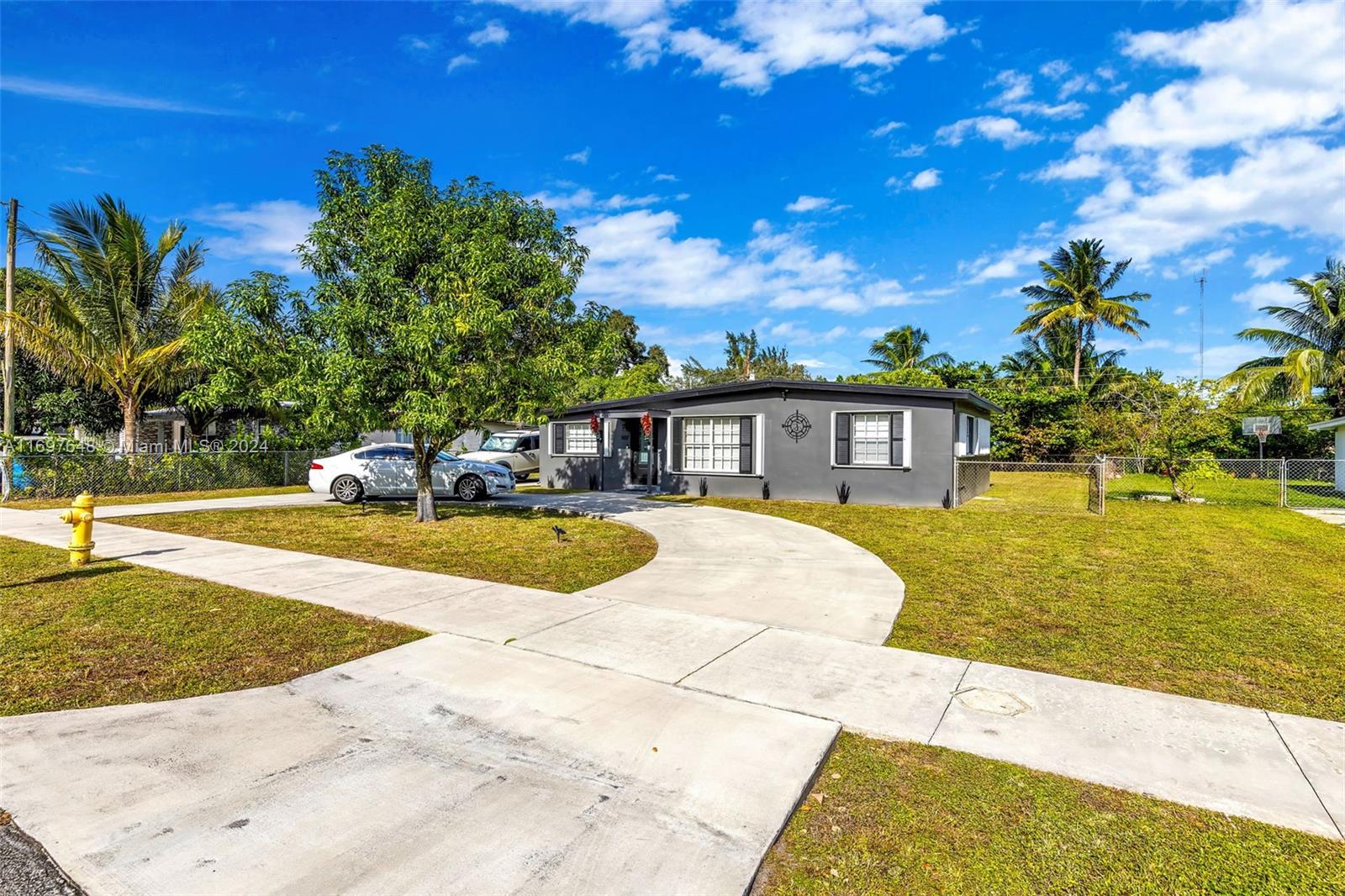 107 Thomas Rd