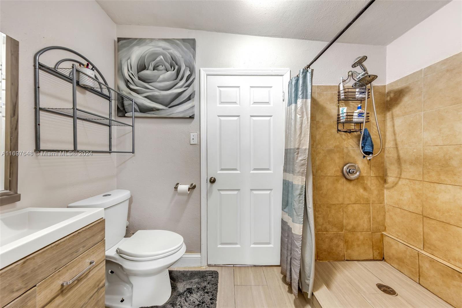 107 Thomas Rd