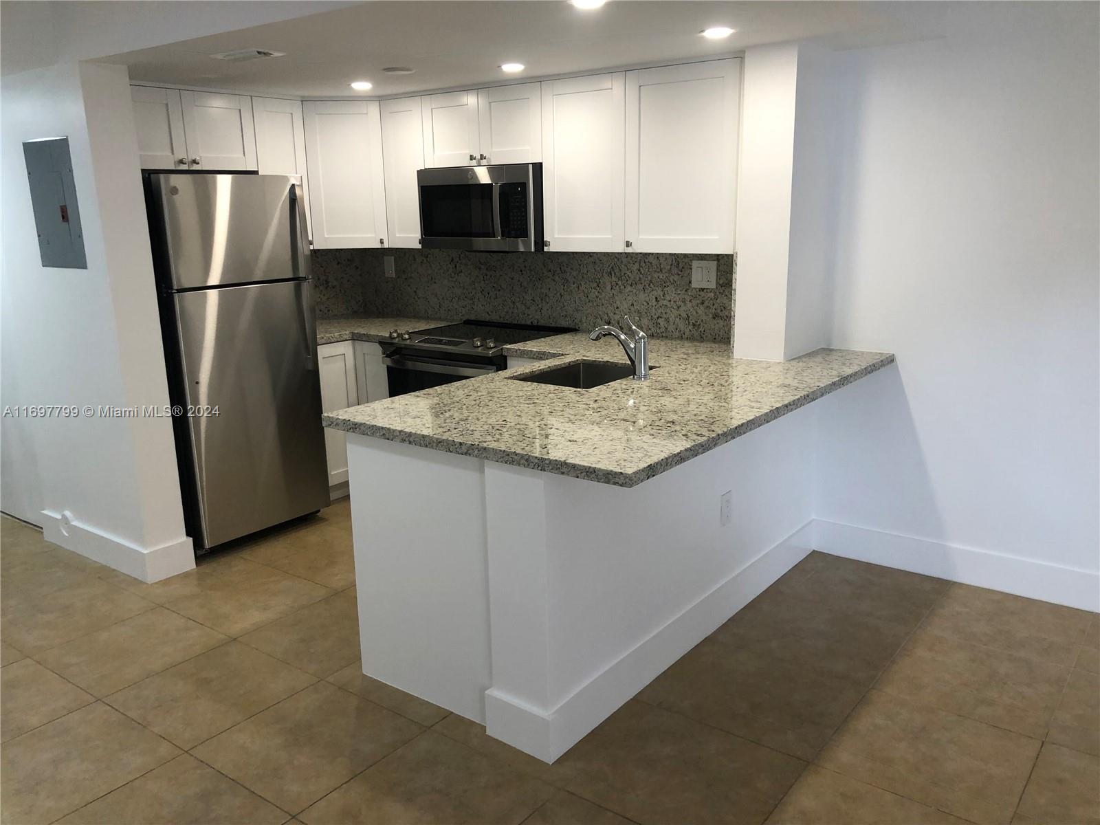 8660 NW 5th Ter # 102 Unit: 15-102
