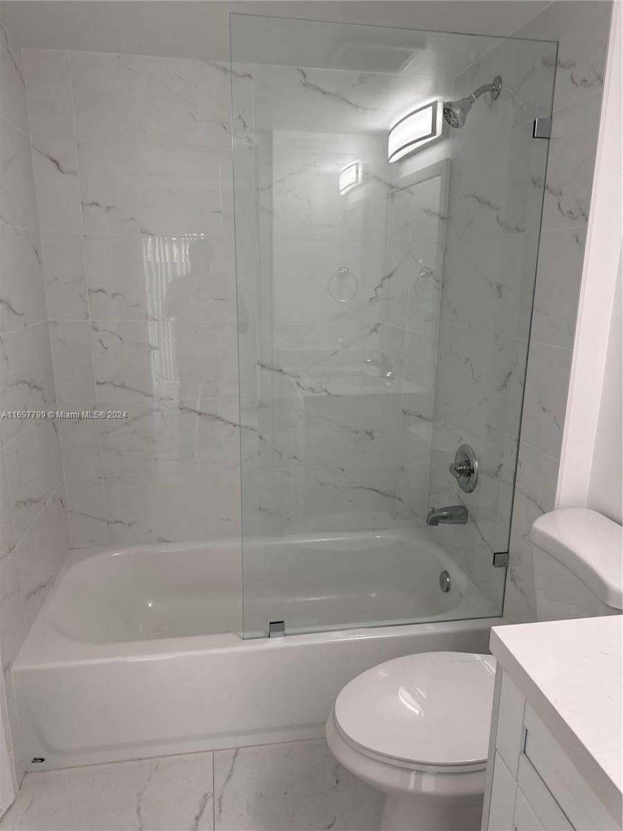 8660 NW 5th Ter # 102 Unit: 15-102