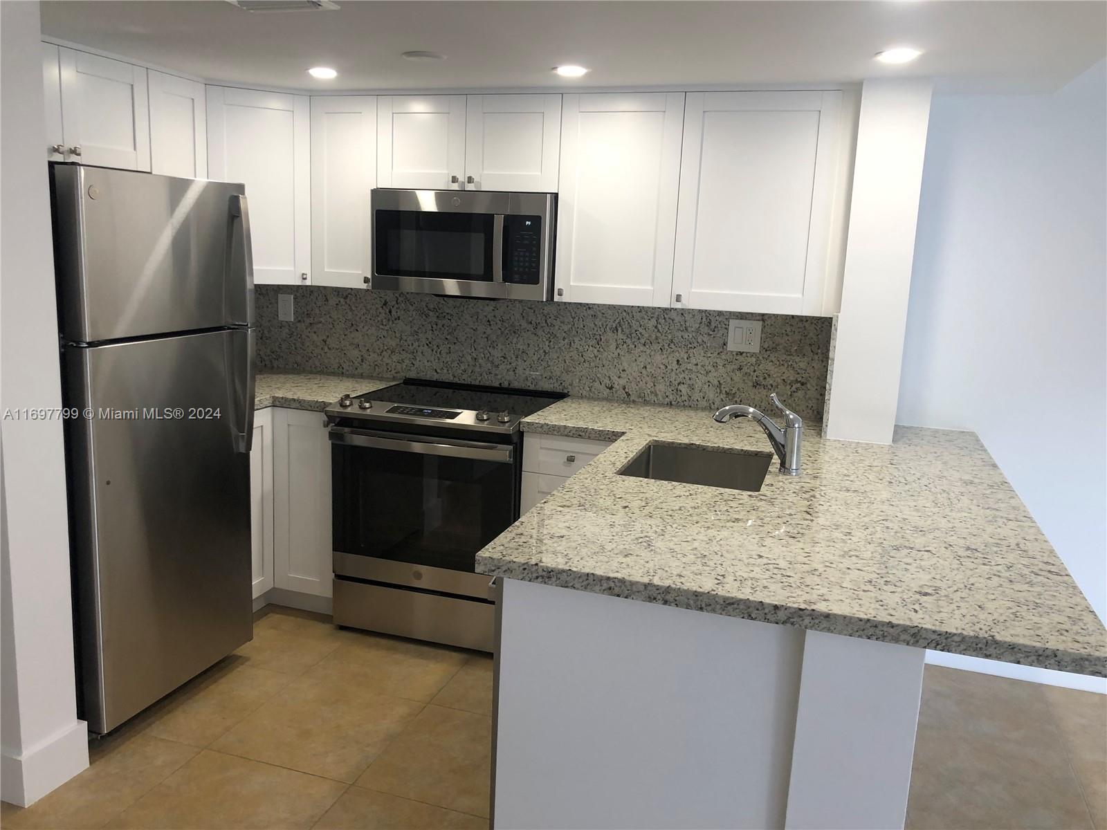 8660 NW 5th Ter # 102 Unit: 15-102