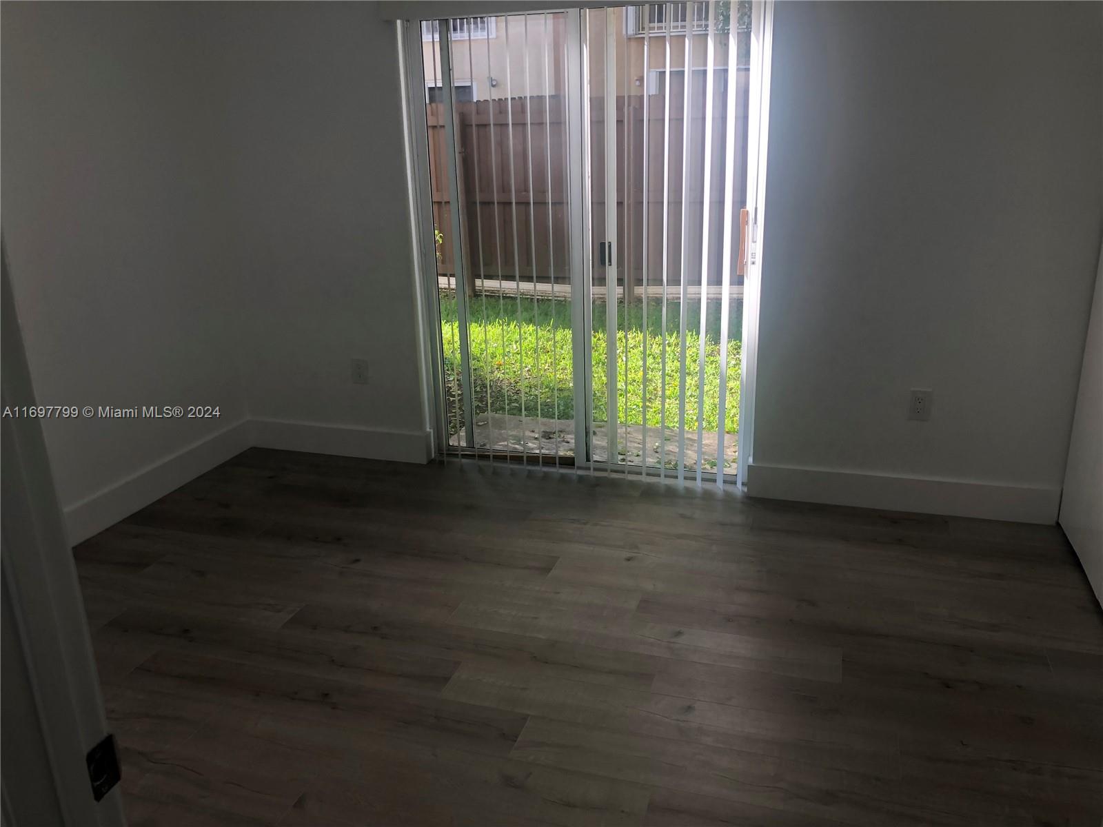 8660 NW 5th Ter # 102 Unit: 15-102