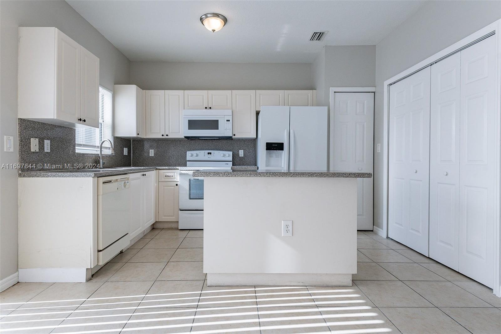 2972 SE 15th Ter # 1