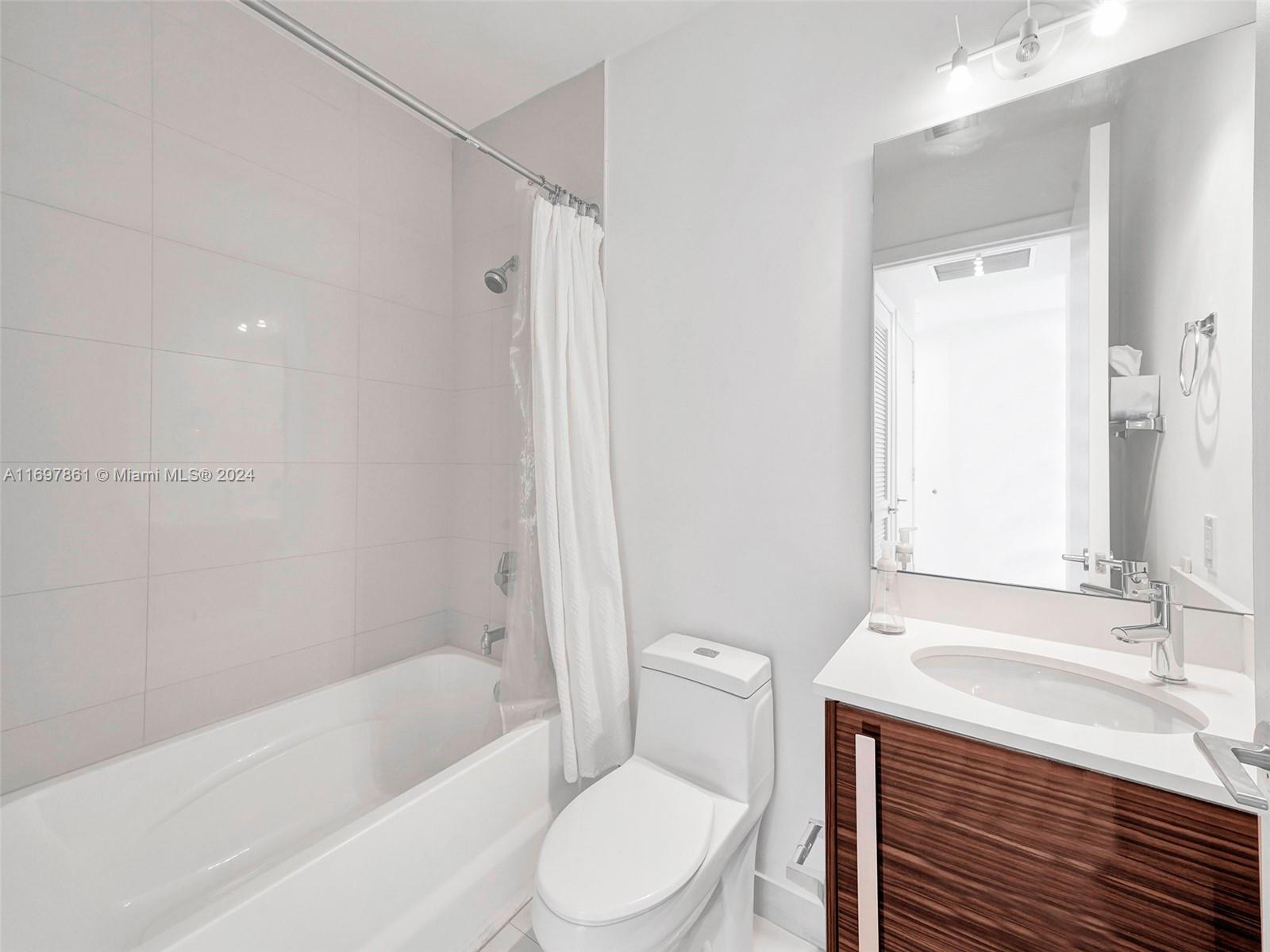 2020 N Bayshore Dr # 1509