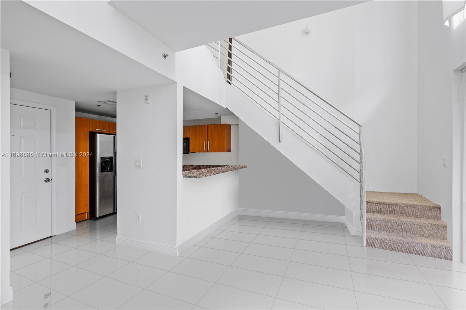 6362 Collins Ave # 316