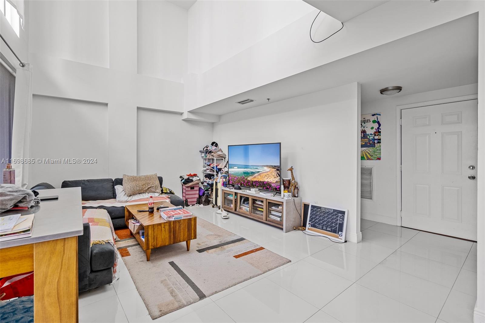 6362 Collins Ave # 316