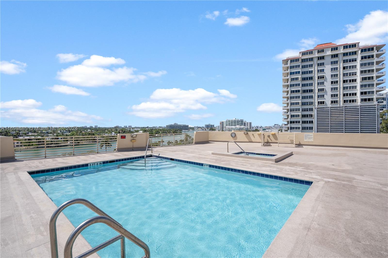 6362 Collins Ave # 316