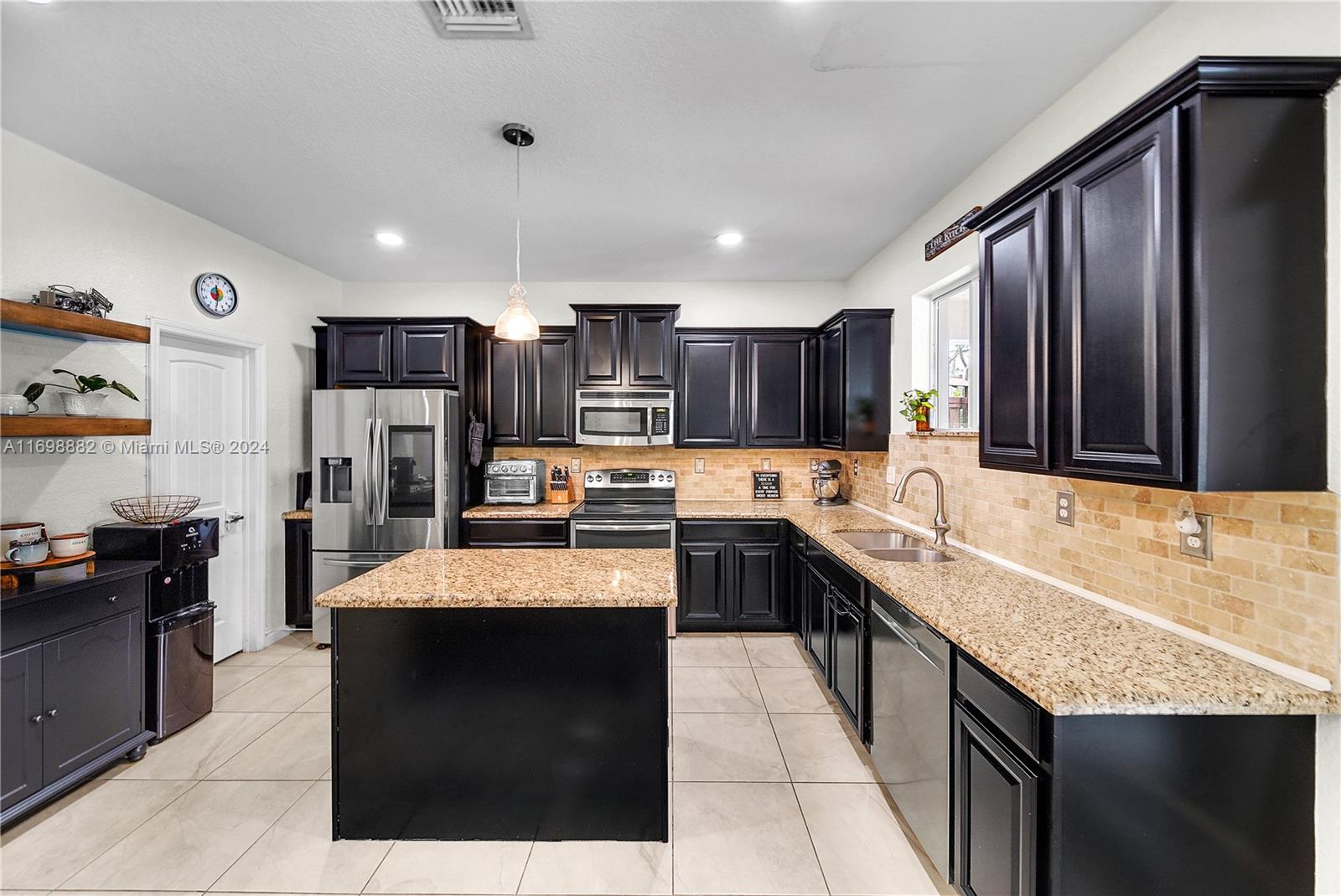 2132 NW 15th Ter