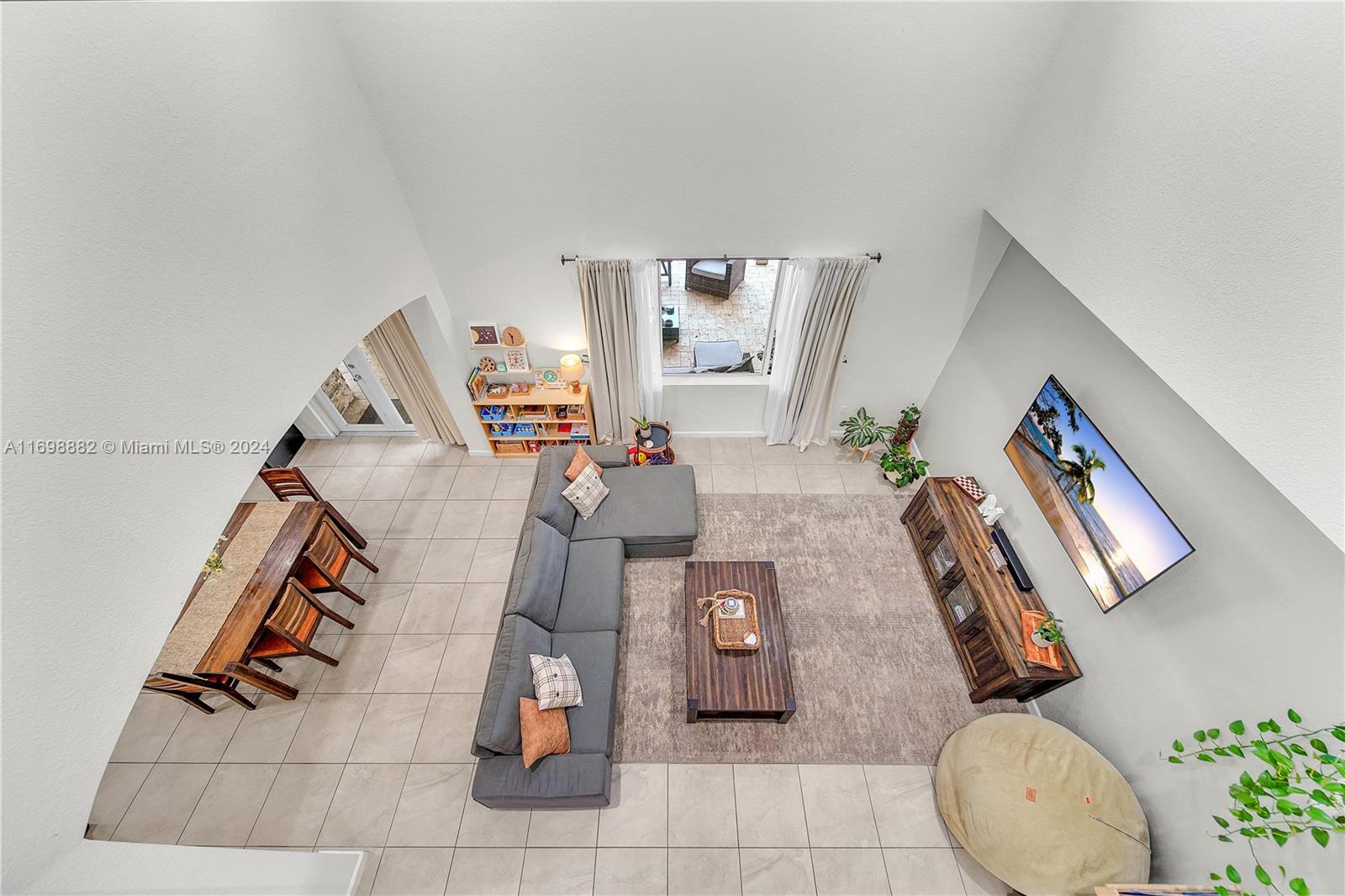 2132 NW 15th Ter