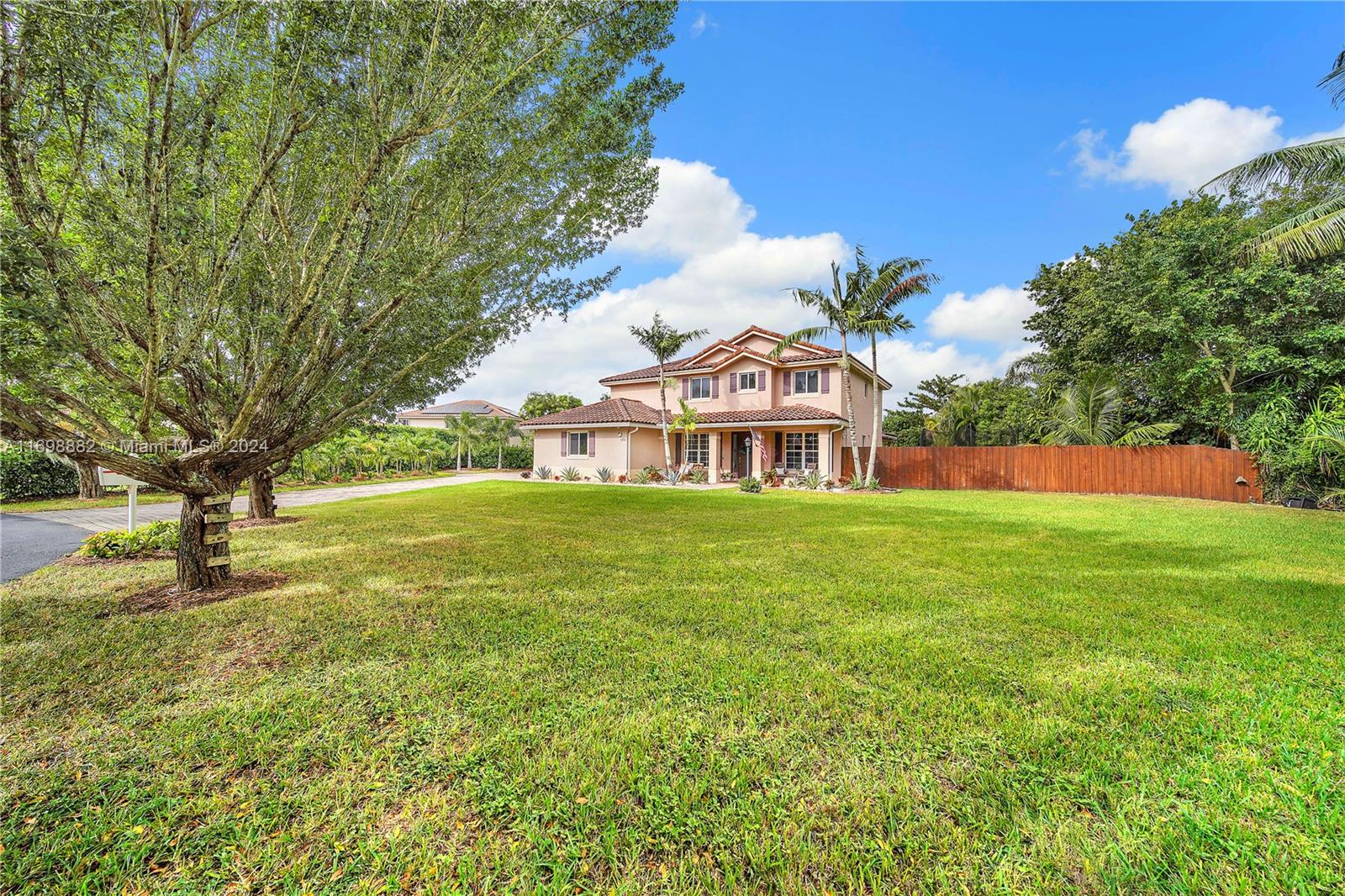2132 NW 15th Ter